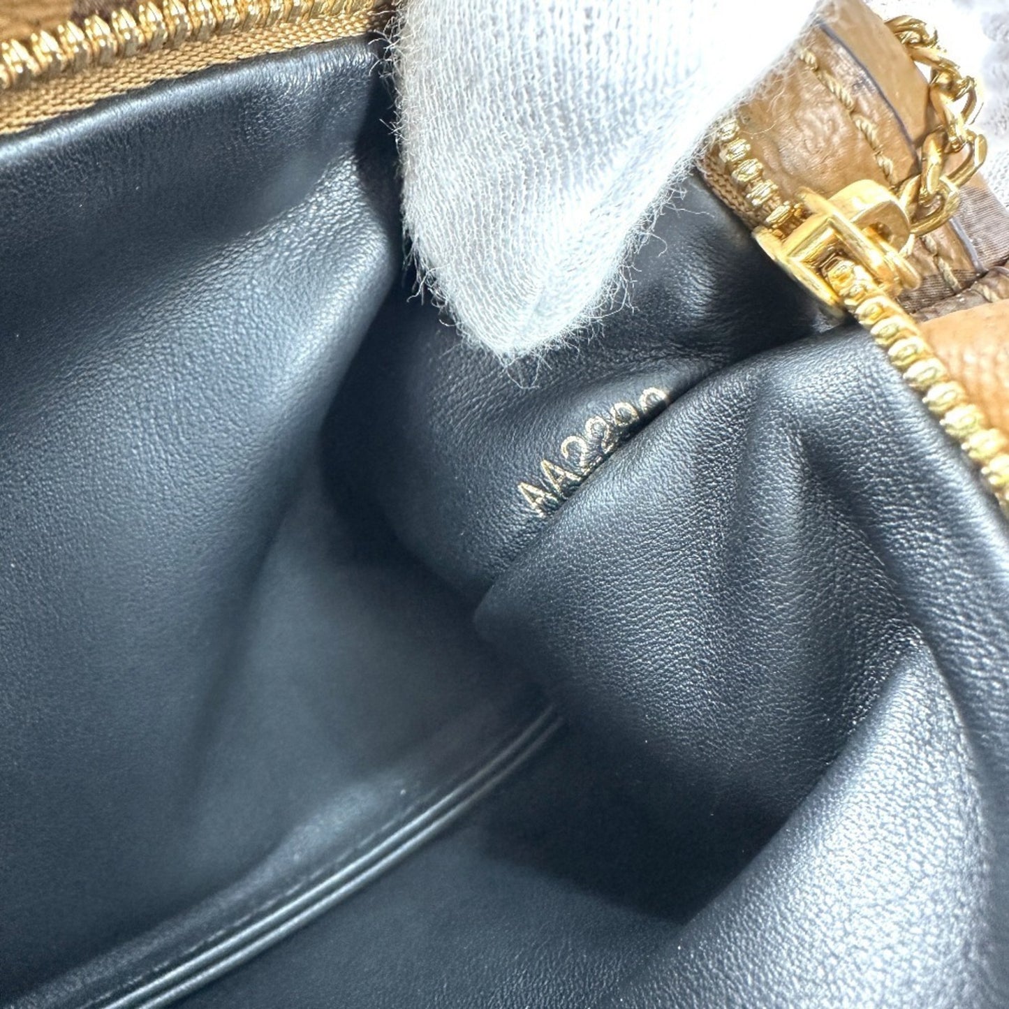 Louis Vuitton Monogram Canvas Brown Shoulder Bags