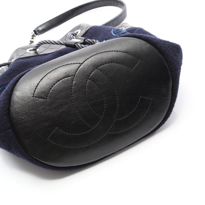 Chanel Wool Black Shoulder Bags