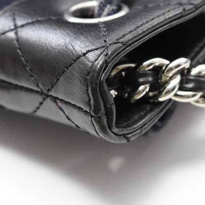 Chanel Wool Black Shoulder Bags
