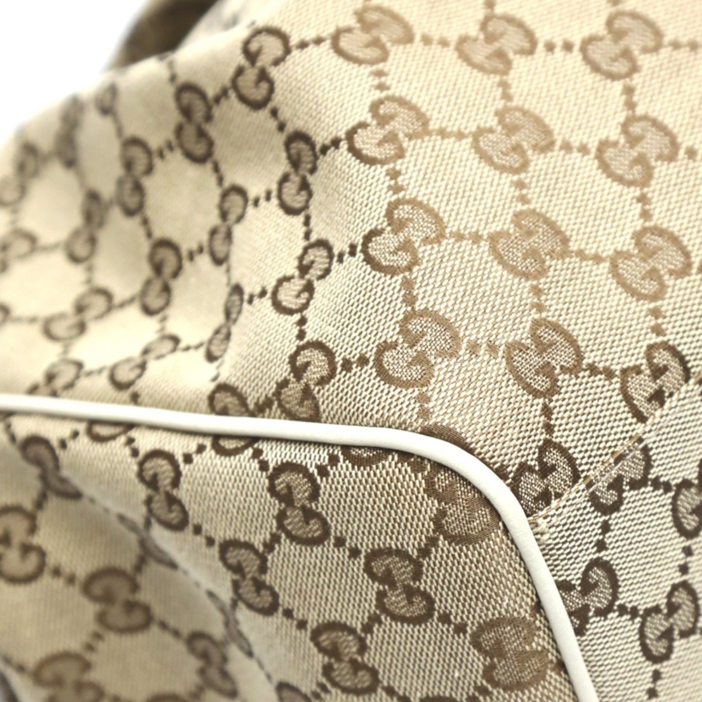 Gucci Canvas Brown Handbags