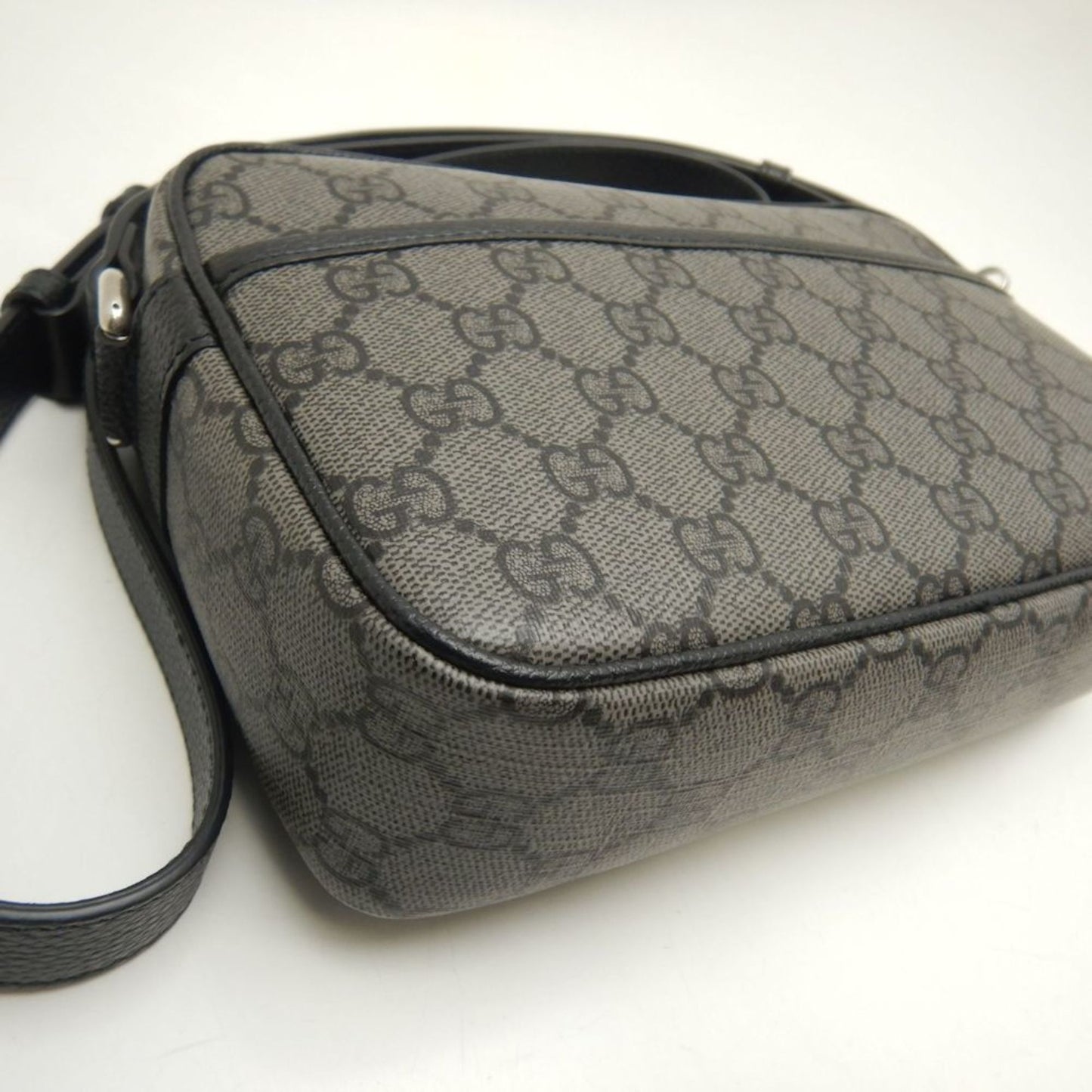 Gucci Canvas Black Shoulder Bags