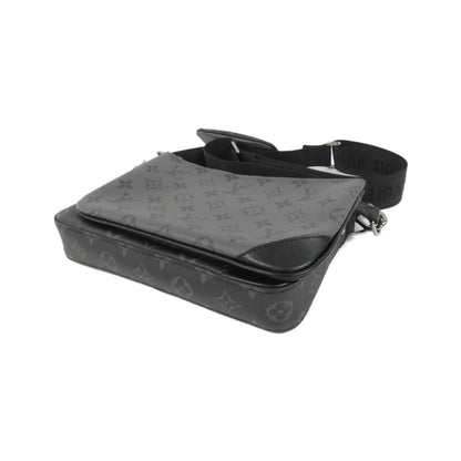 Louis Vuitton Canvas Black Shoulder Bags