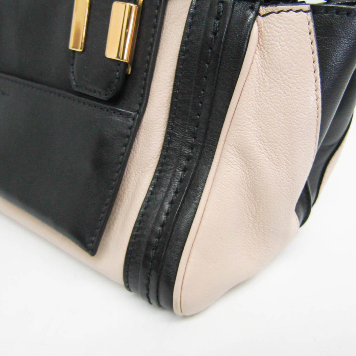 Chloé Others Black Handbags