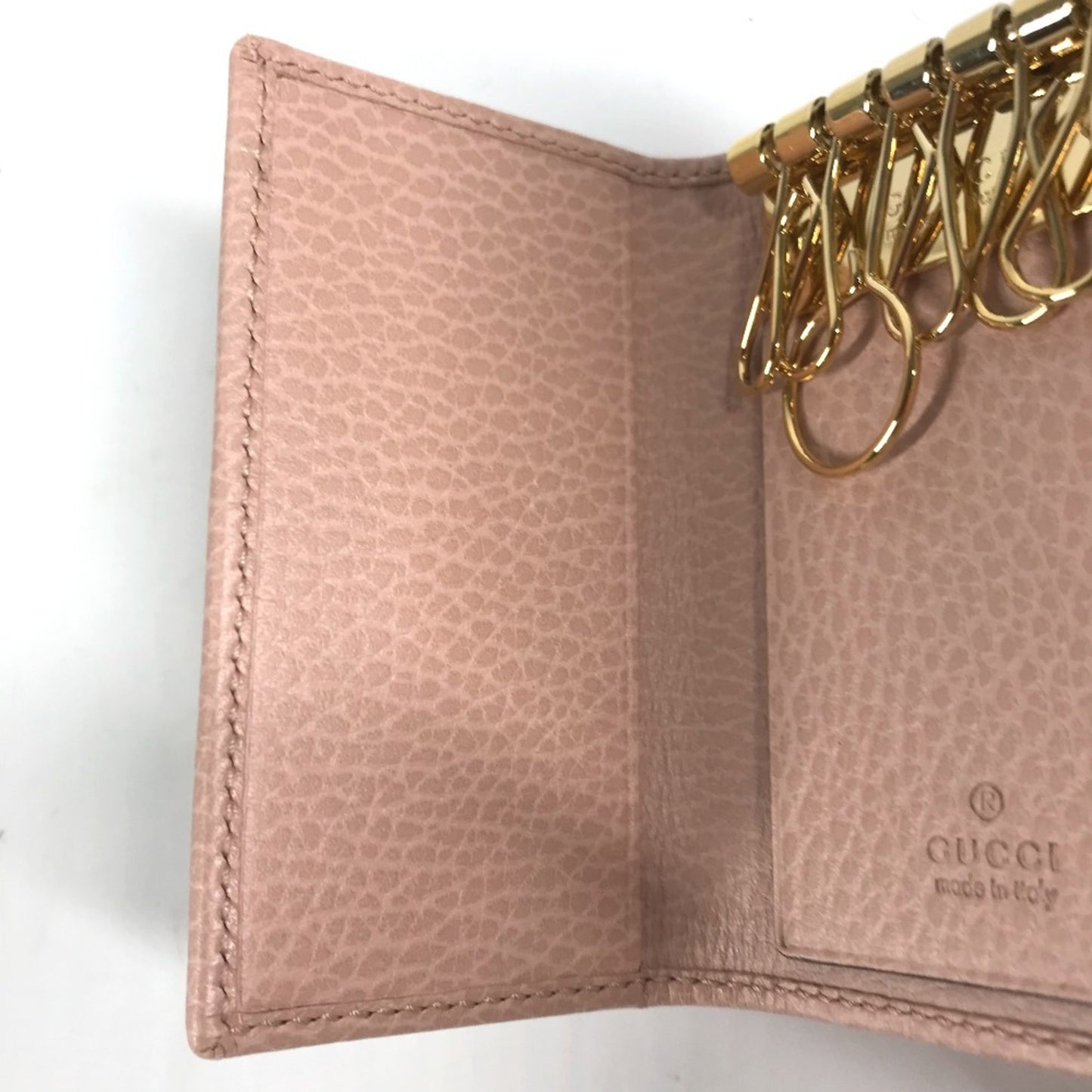 Gucci Others Pink Cases