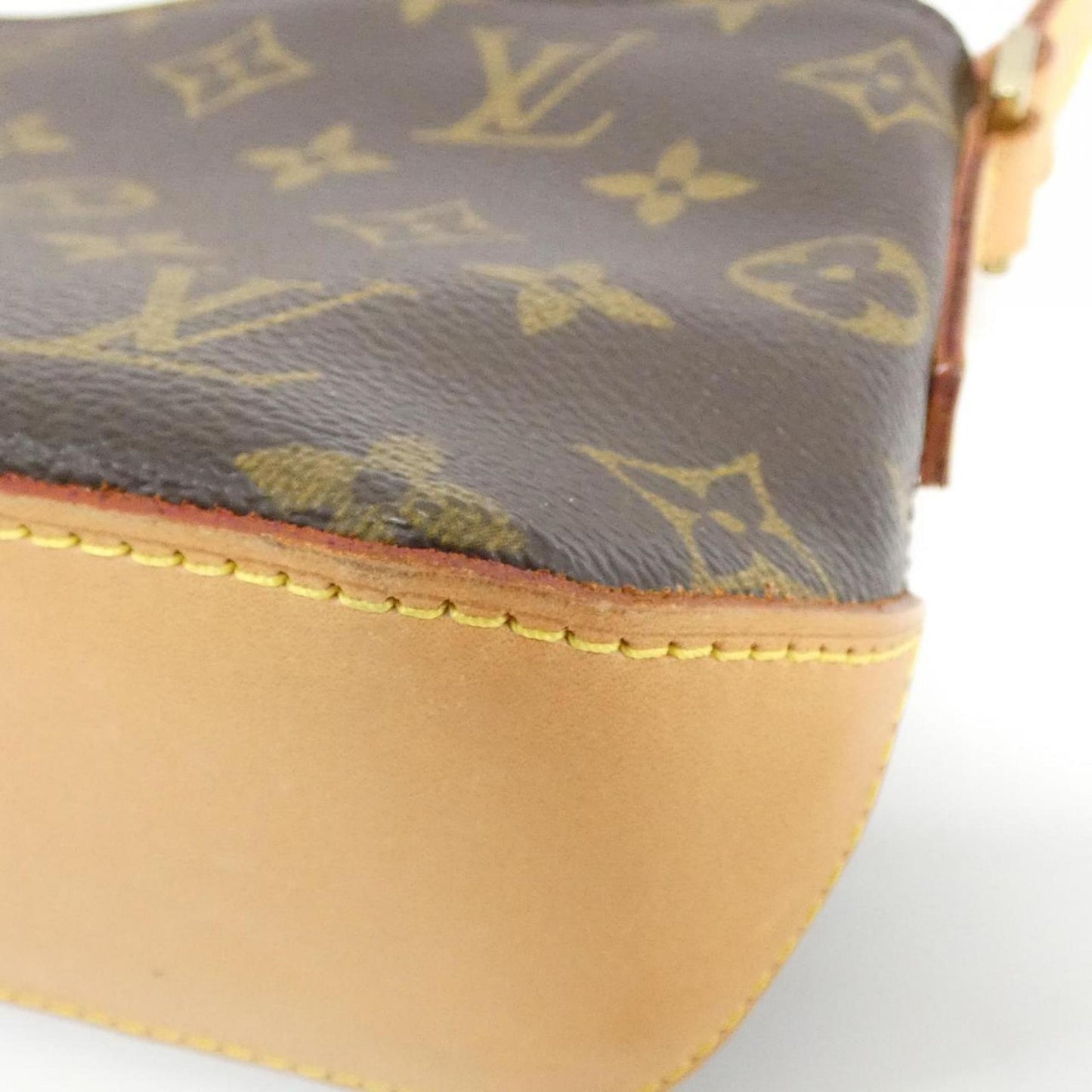 Louis Vuitton Coated Canvas Brown Shoulder Bags