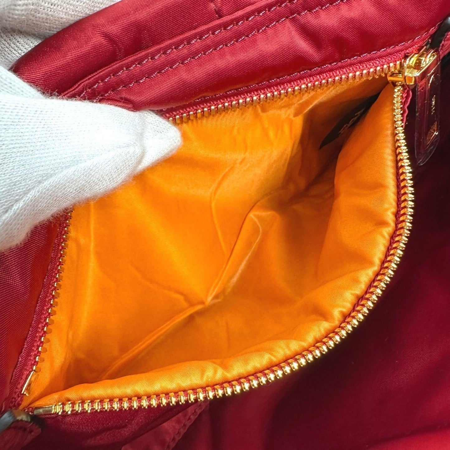 Fendi Nylon Red Shoulder Bags