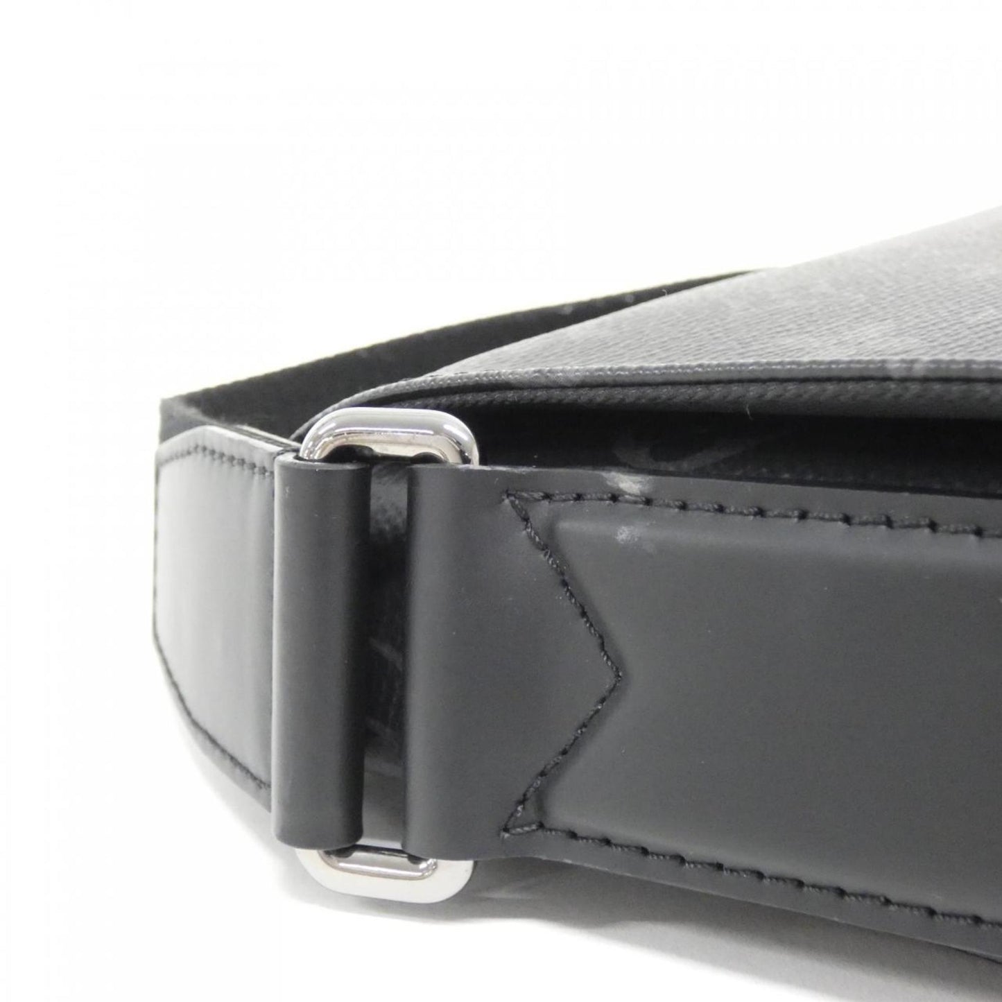 Louis Vuitton Coated Canvas Black Shoulder Bags