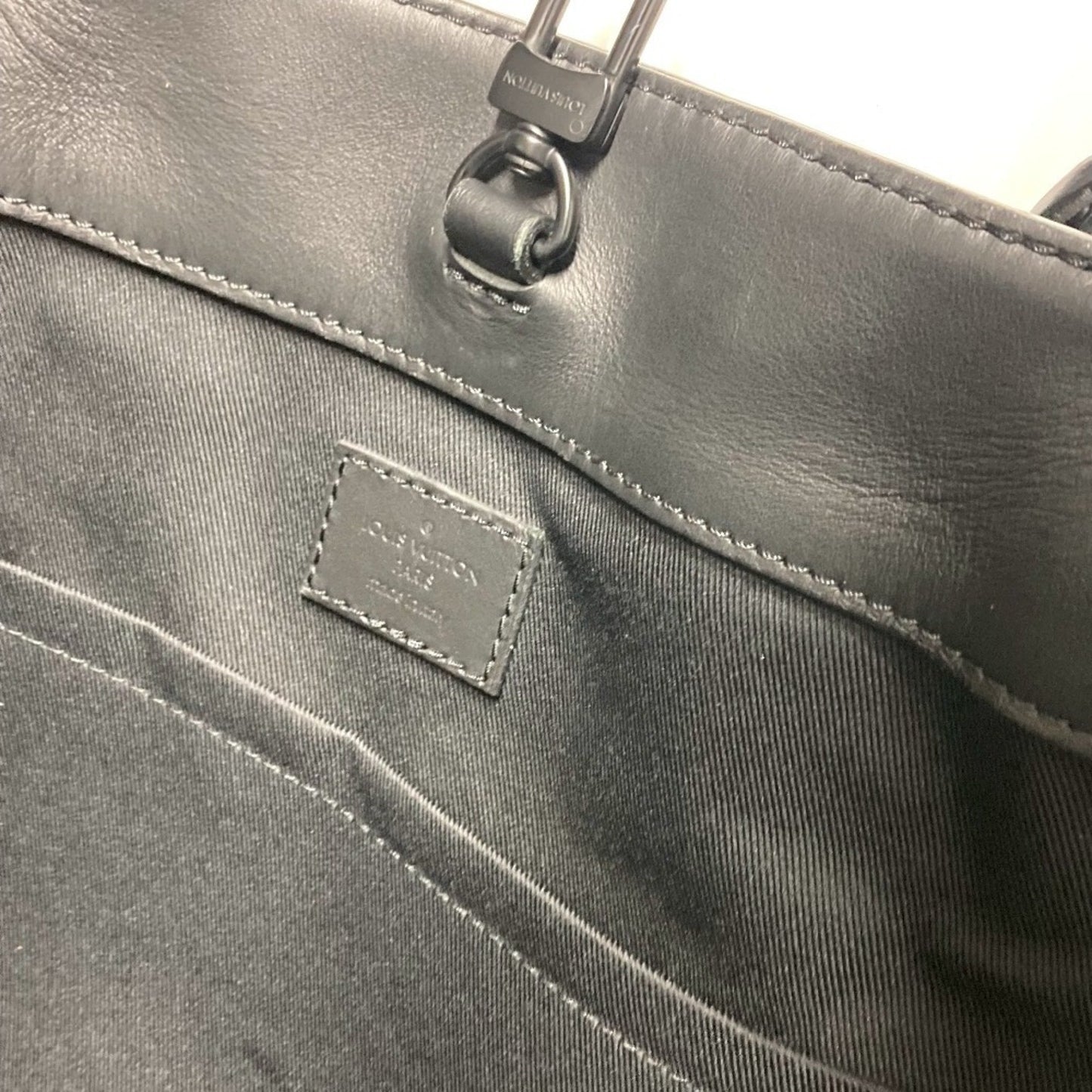 Louis Vuitton Monogram Canvas Black Shoulder Bags