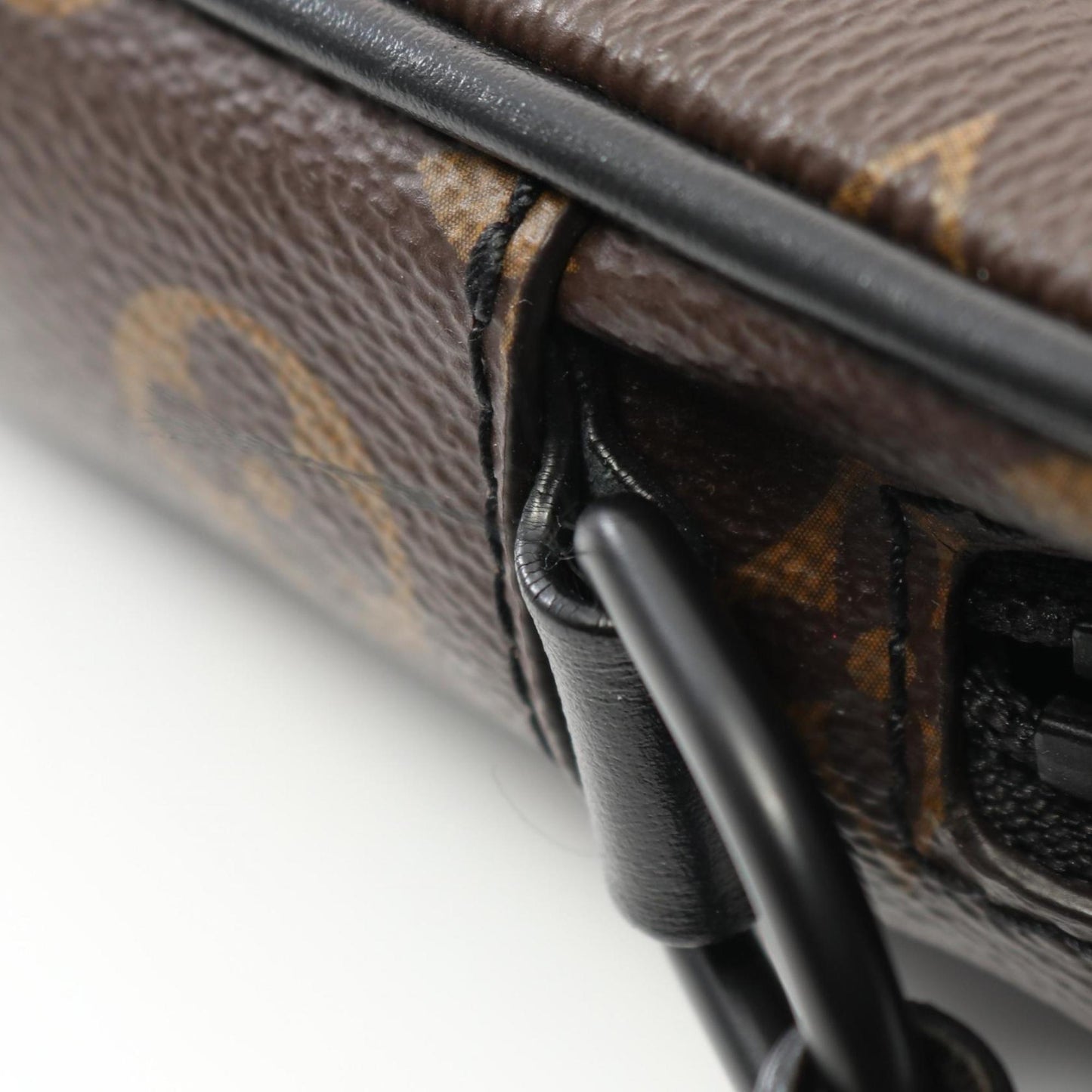 Louis Vuitton Coated Canvas Black Shoulder Bags