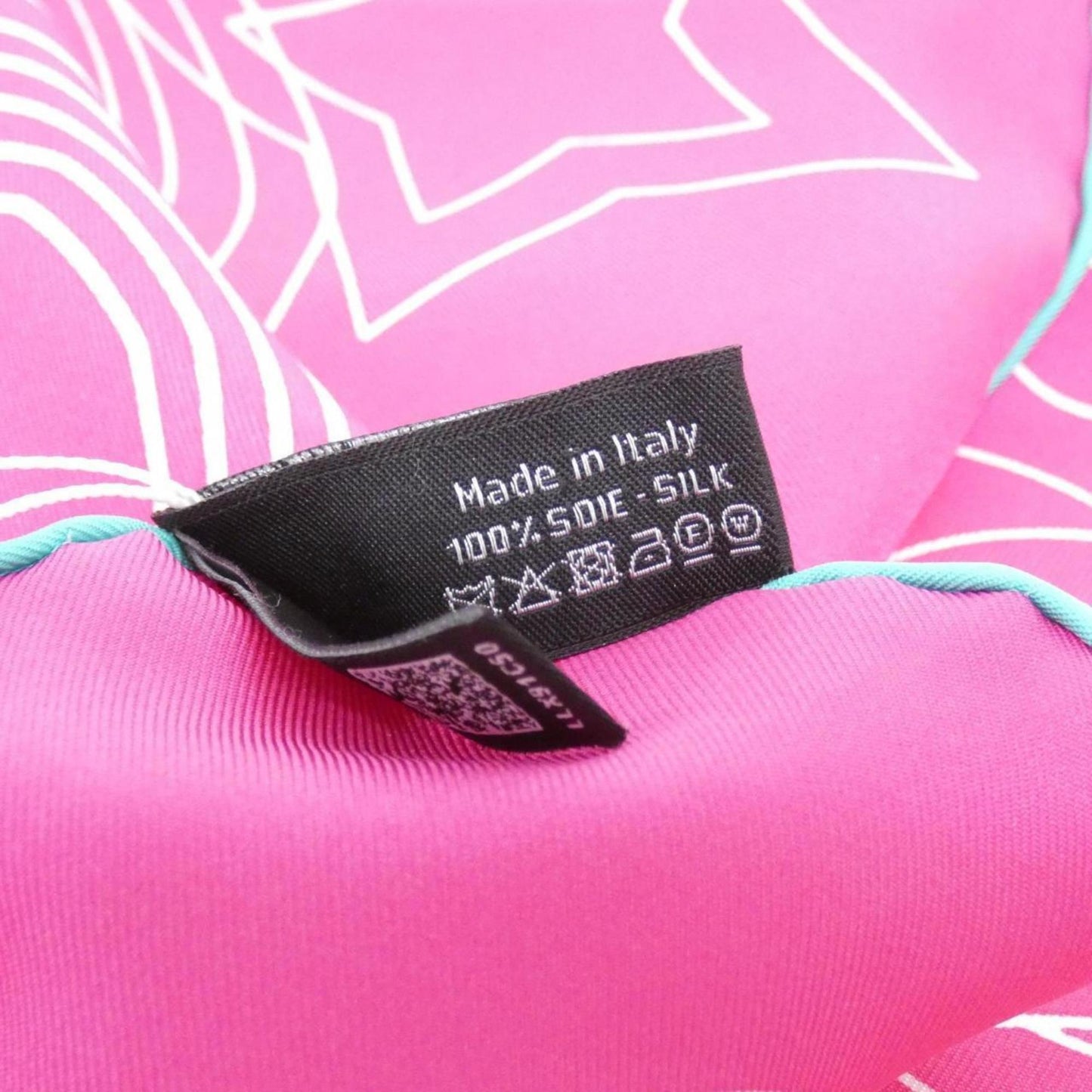 Chanel Silk Green Scarves