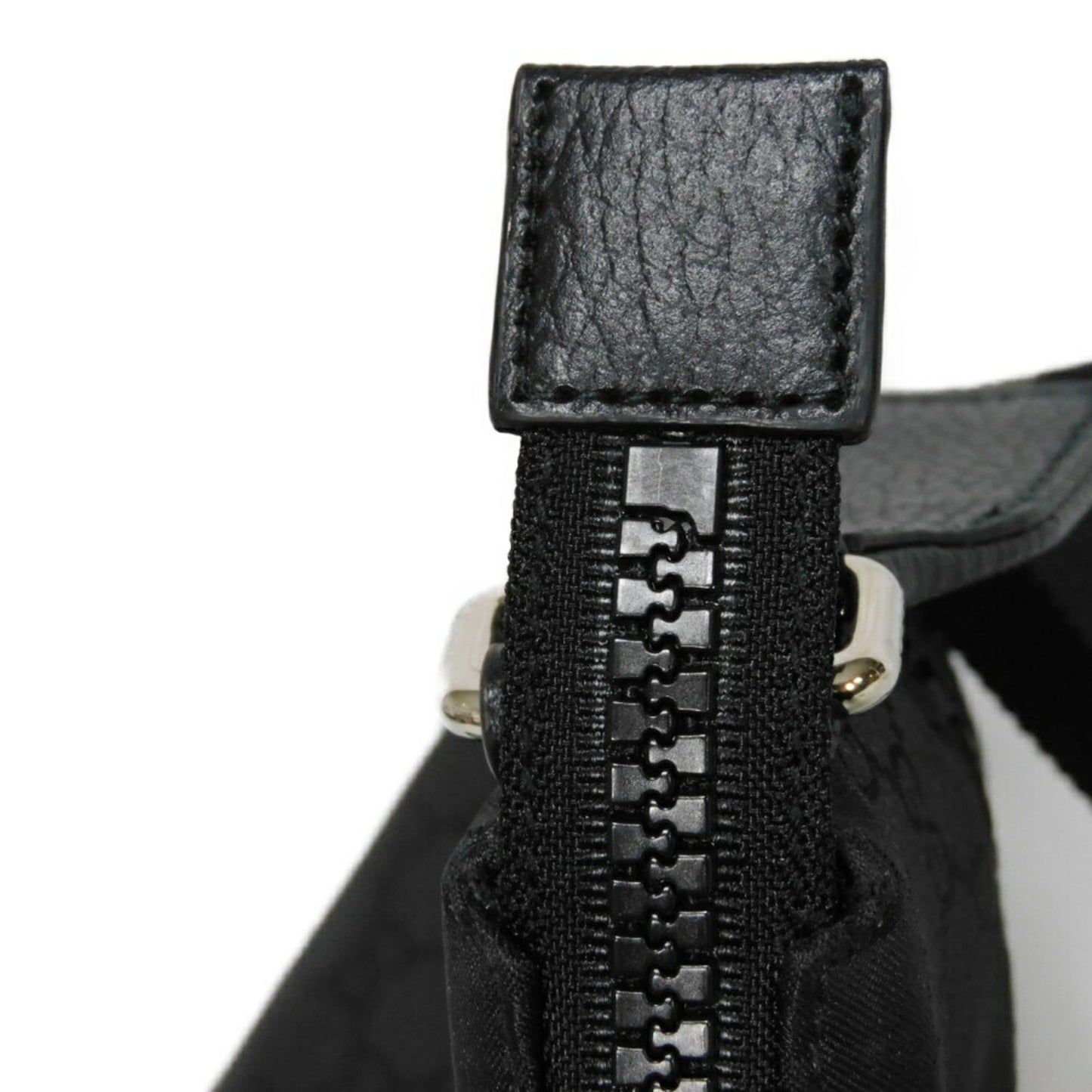 Gucci Nylon Black Shoulder Bags