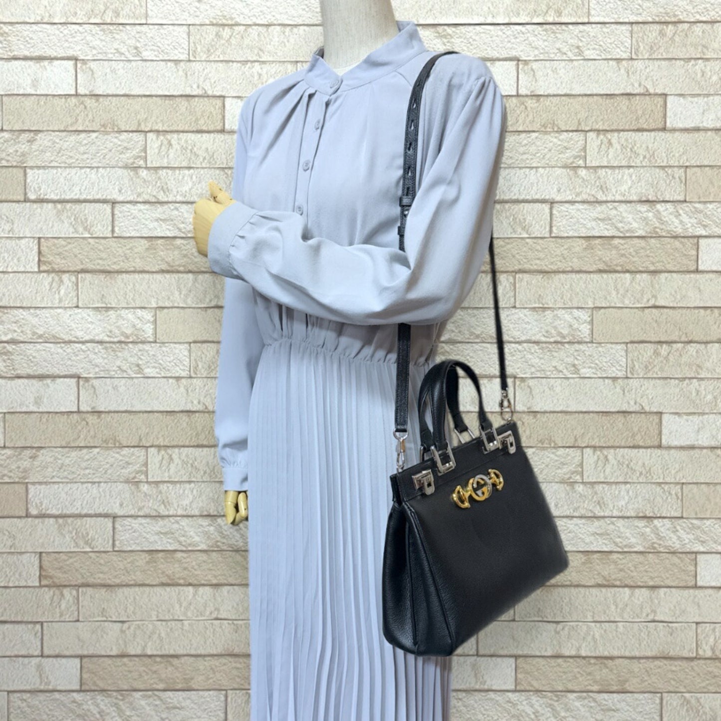 Gucci Others Black Shoulder Bags