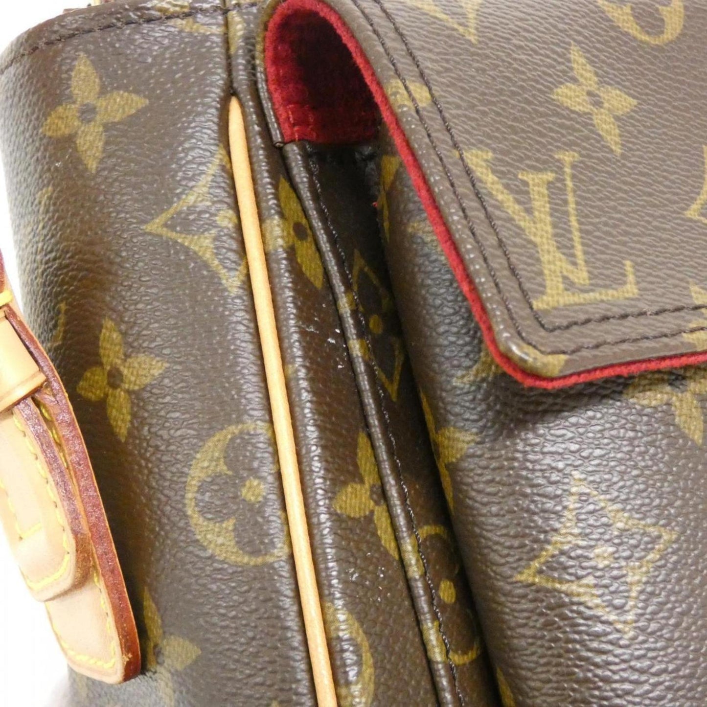Louis Vuitton Coated Canvas Brown Shoulder Bags