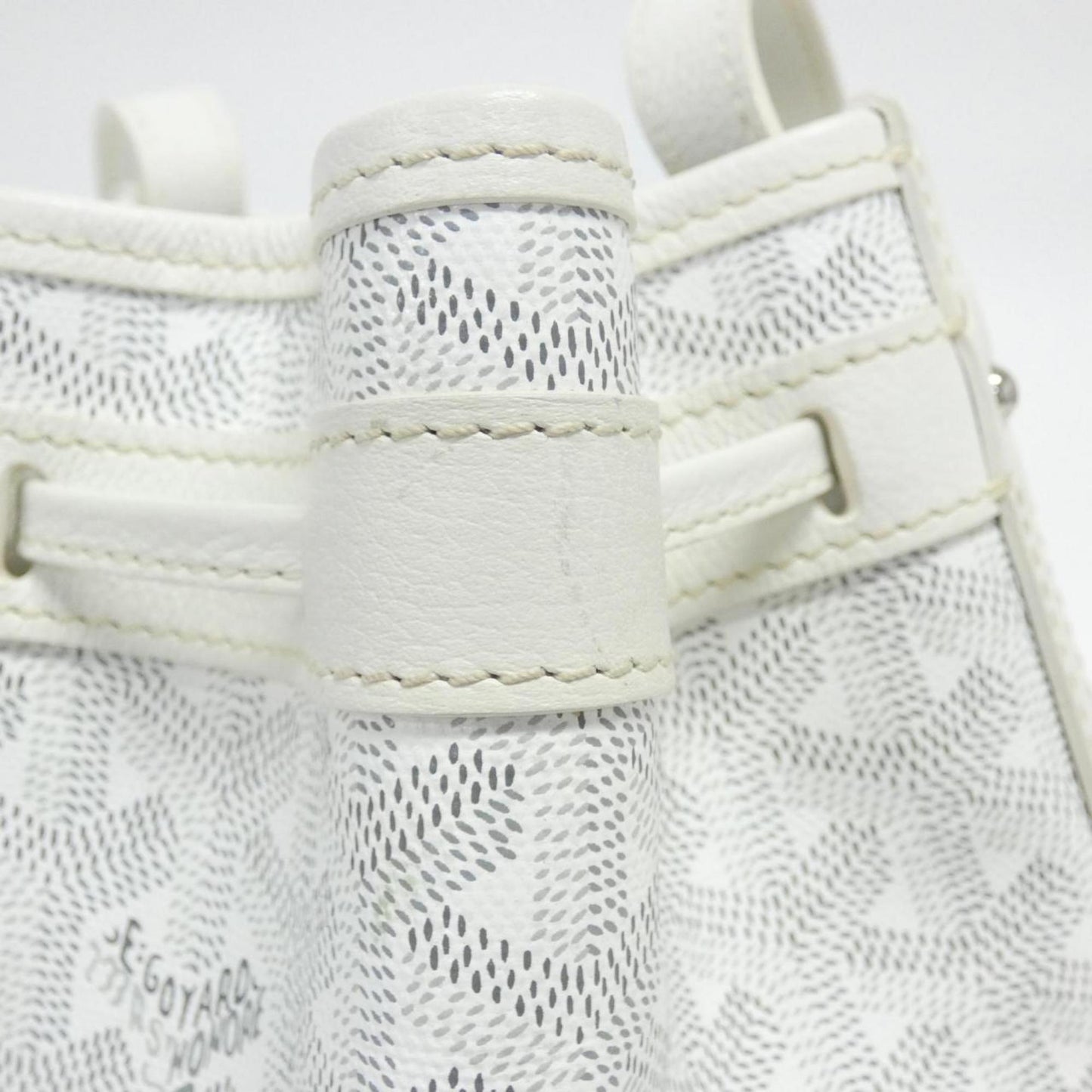 Goyard Coated Canvas White Shoulder Bags