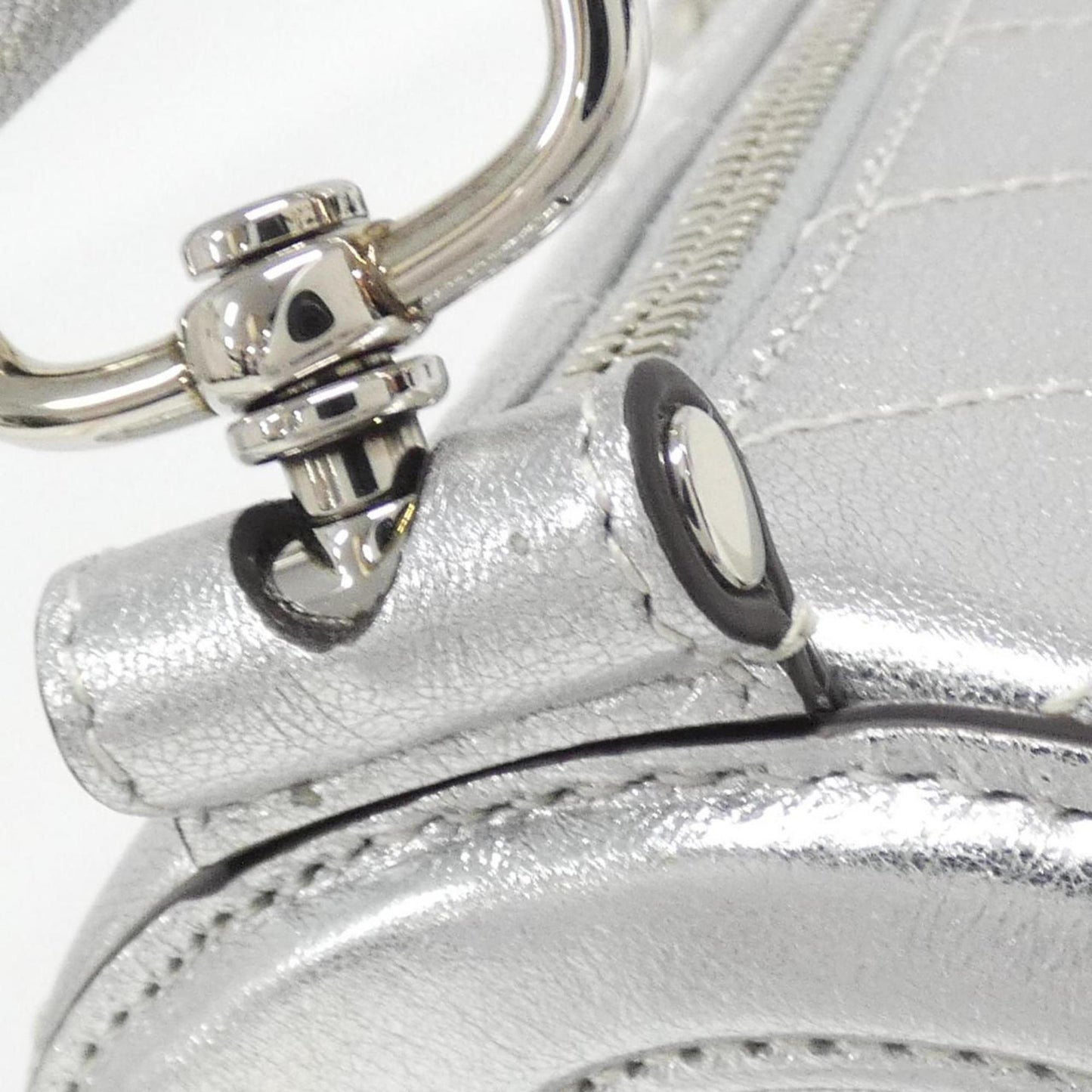 Gucci Others Silver Shoulder Bags