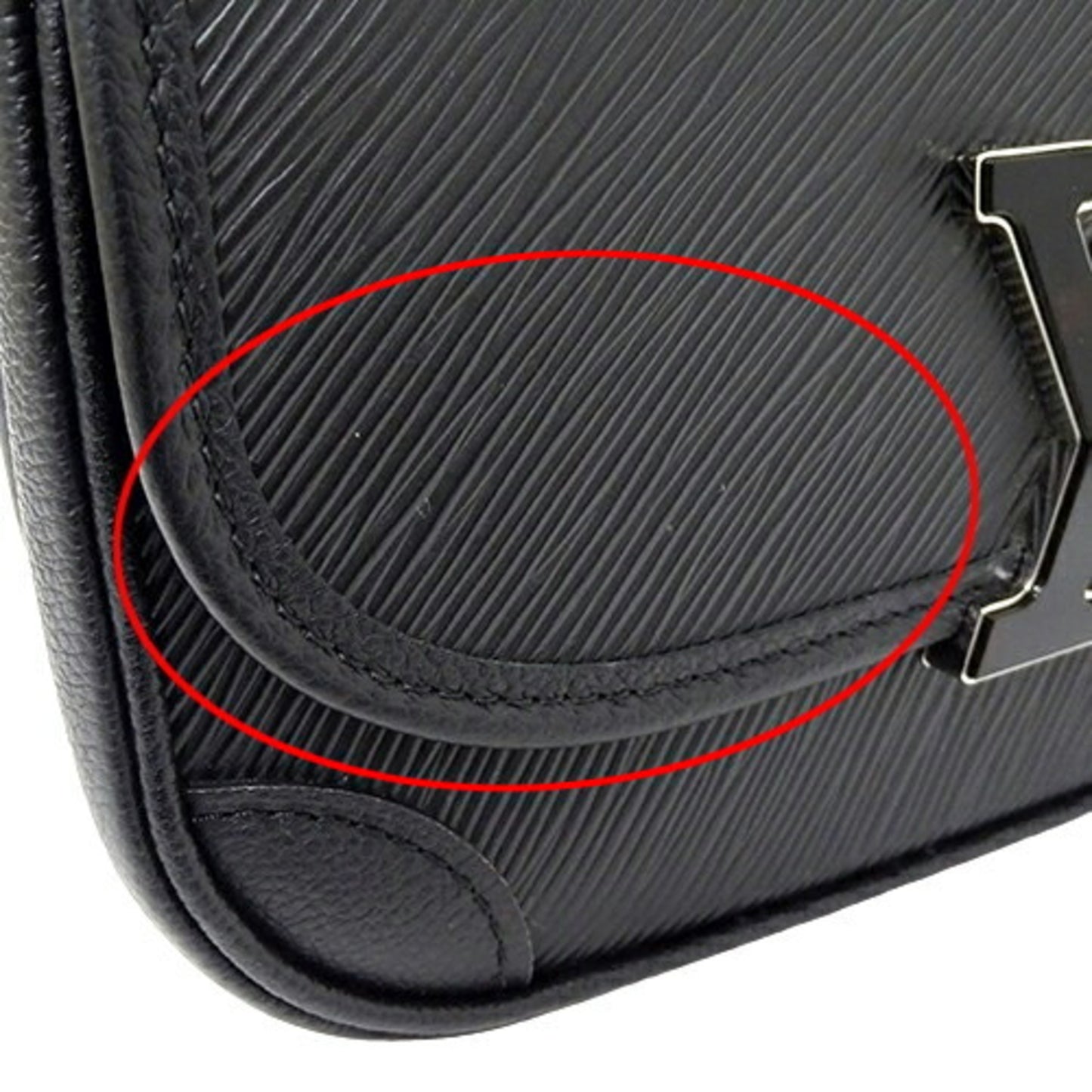 Louis Vuitton Epi Black Shoulder Bags