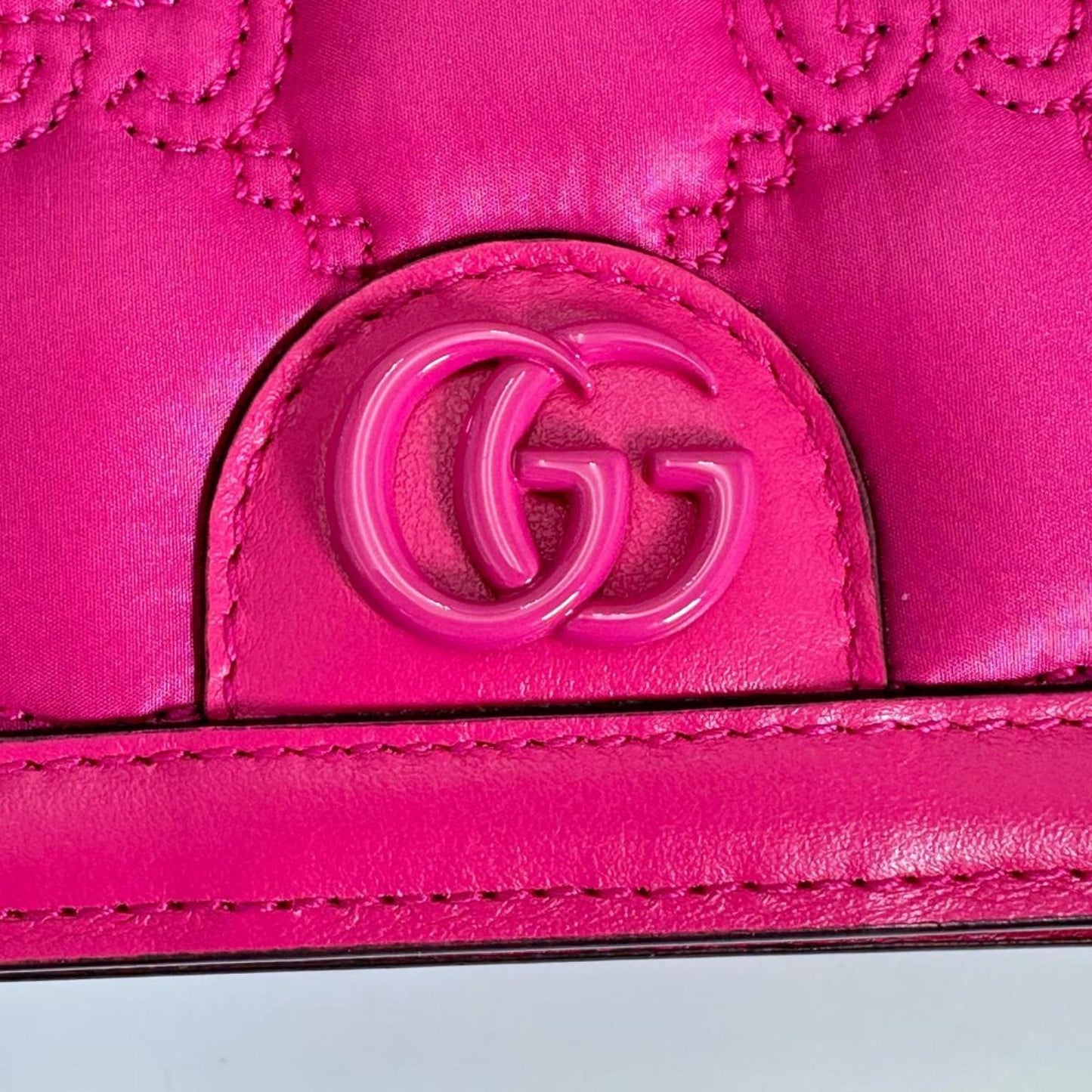 Gucci Nylon Pink Handbags