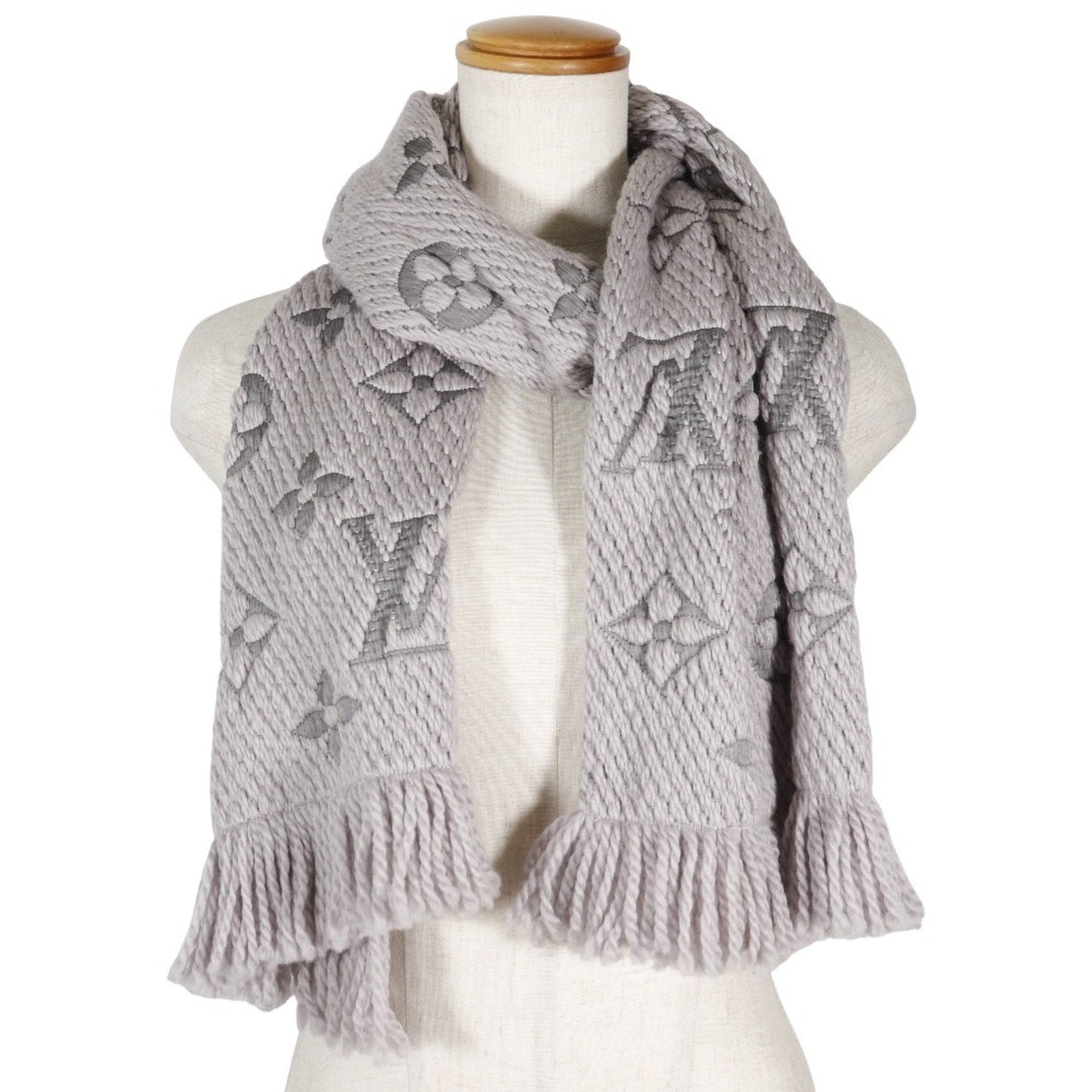 Louis Vuitton Wool Gray Scarves