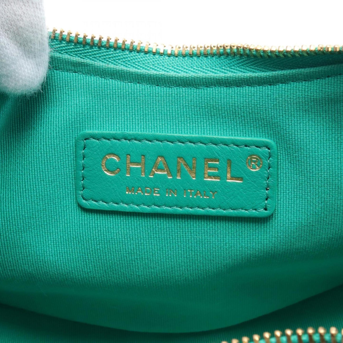 Chanel Others Green Shoulder Bags