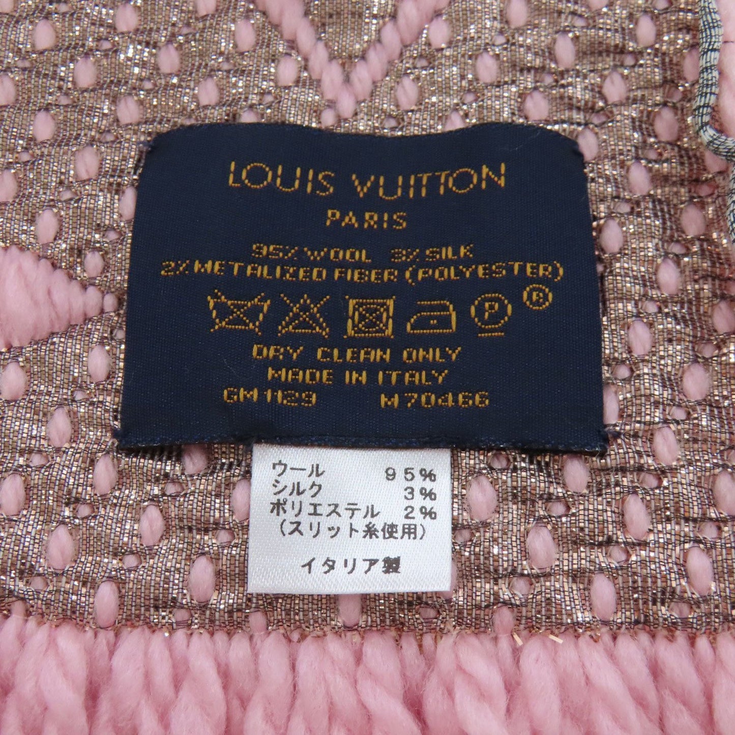 Louis Vuitton Wool Pink Scarves