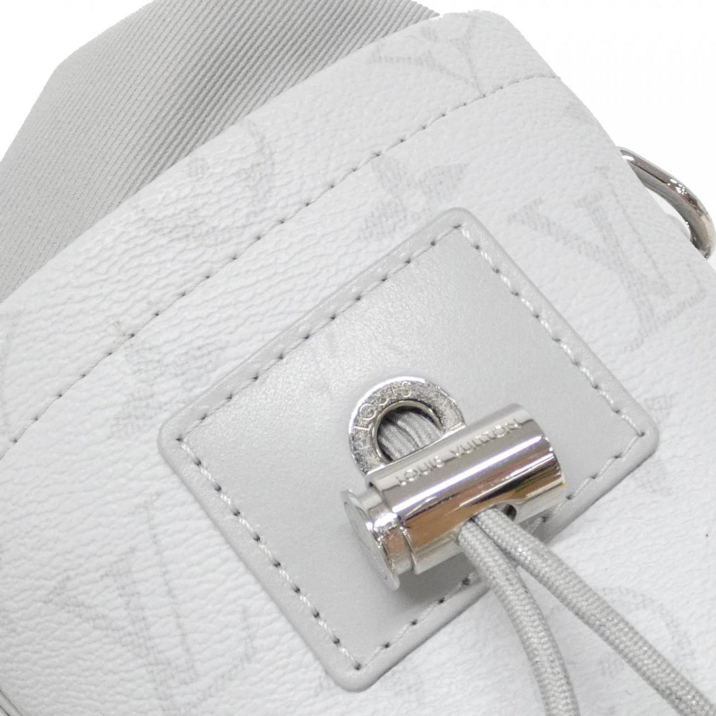 Louis Vuitton Coated Canvas White Shoulder Bags