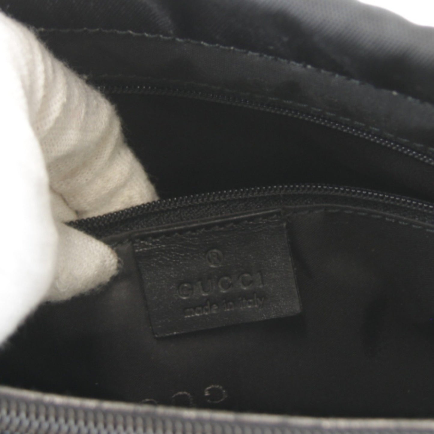 Gucci Nylon Black Shoulder Bags