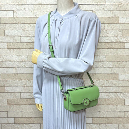 Gucci Others Green Shoulder Bags