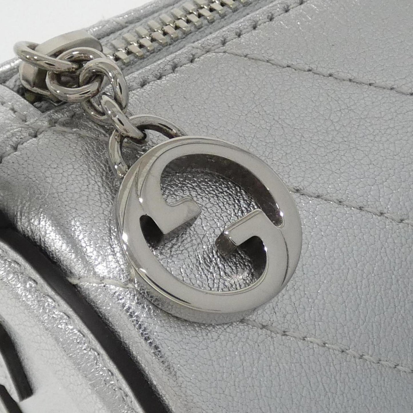 Gucci Others Silver Shoulder Bags