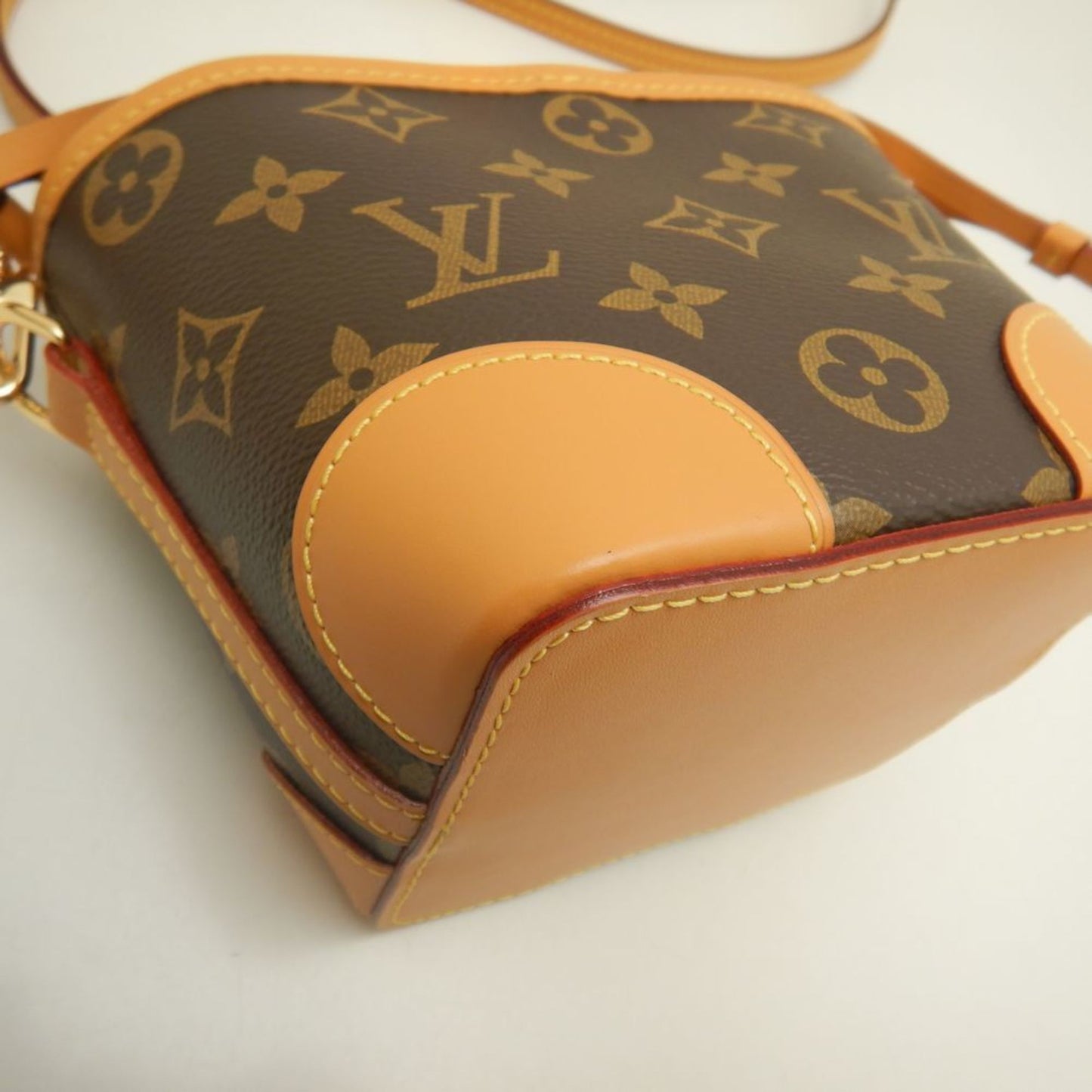 Louis Vuitton Monogram Canvas Brown Shoulder Bags