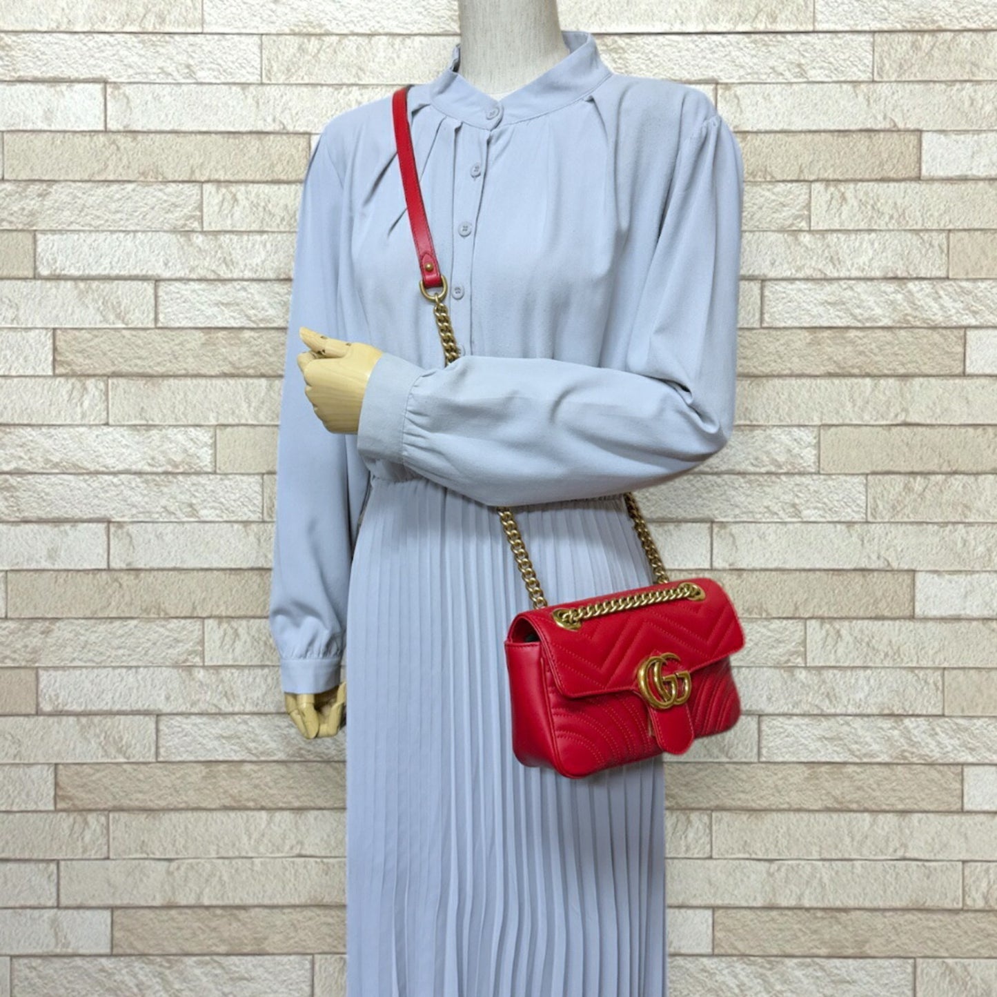 Gucci Others Red Shoulder Bags