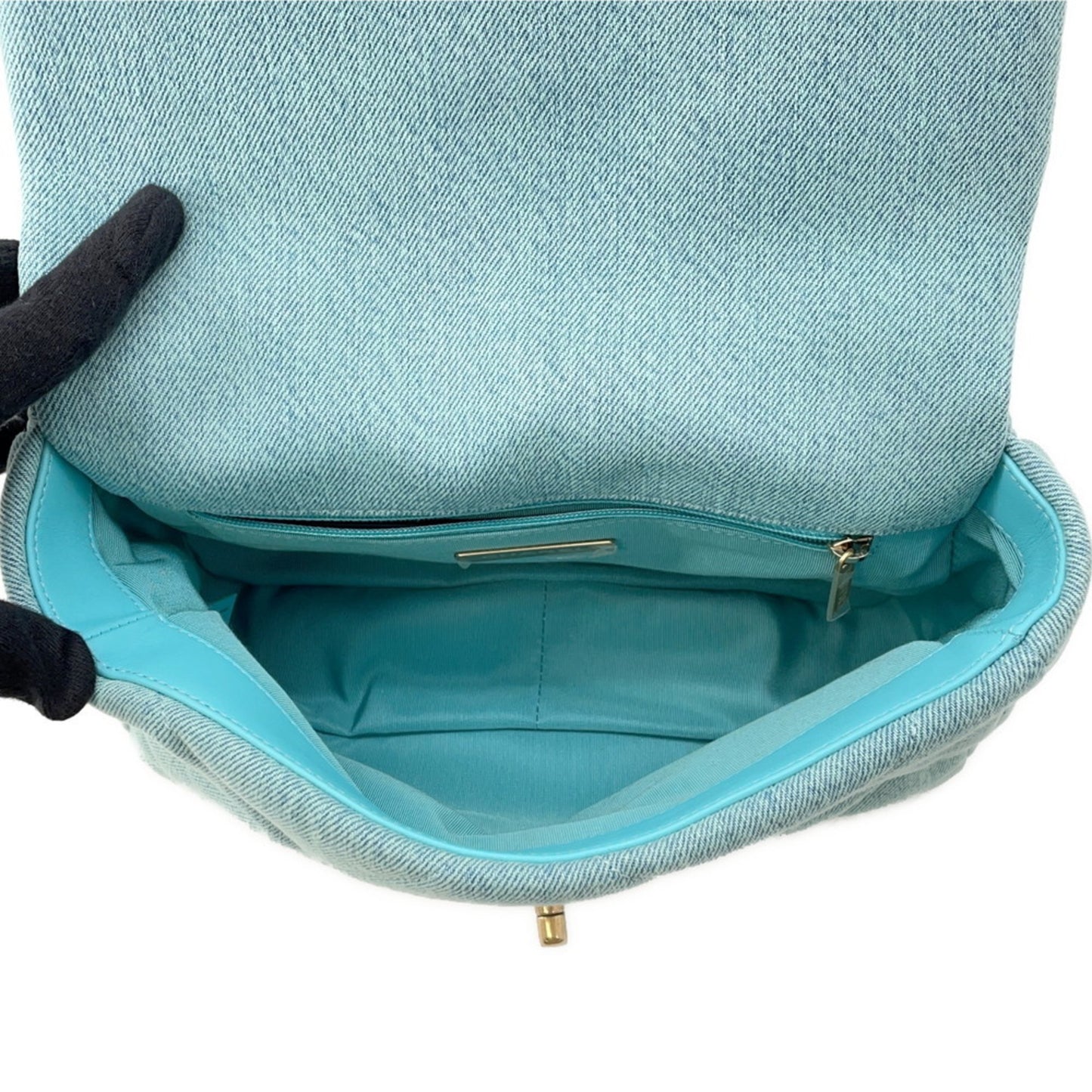 Chanel Denim Blue Shoulder Bags