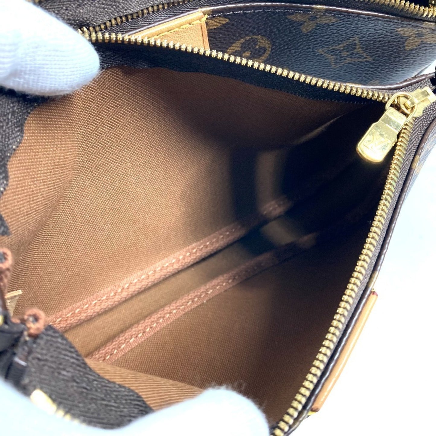 Louis Vuitton Monogram Canvas Brown Shoulder Bags