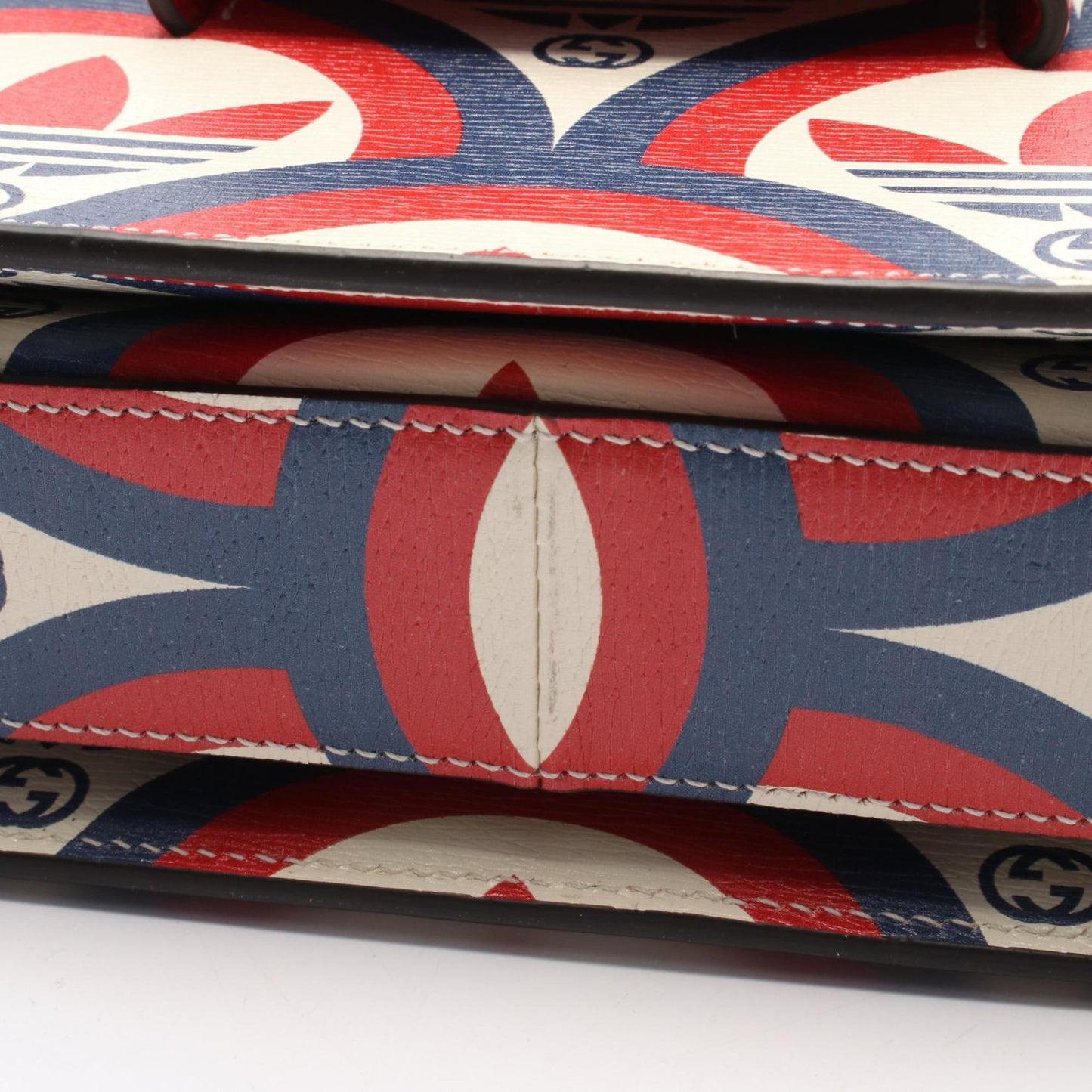 Gucci Others White Shoulder Bags