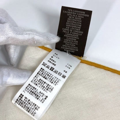 Louis Vuitton Cashmere White Scarves