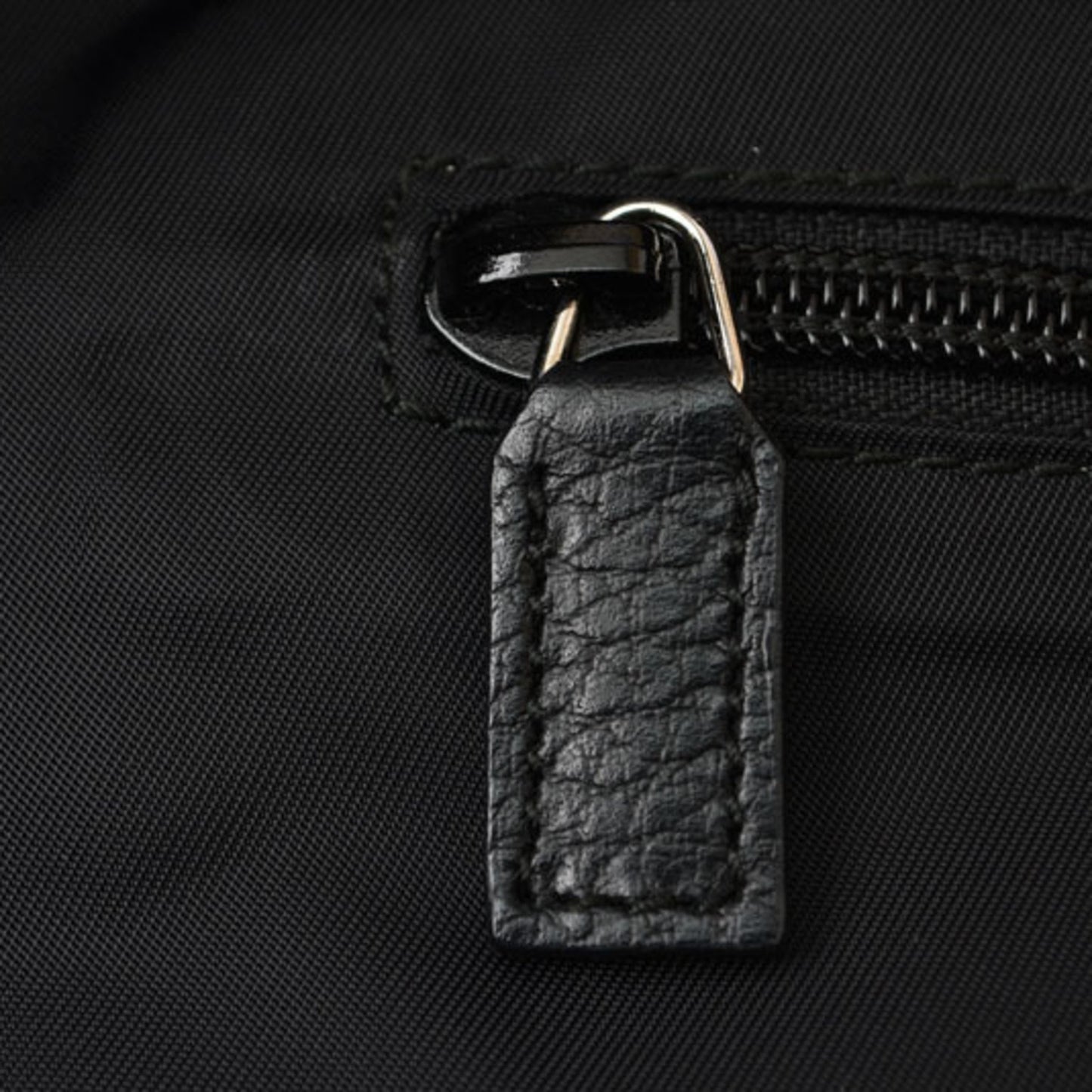 Gucci Nylon Black Shoulder Bags