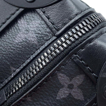 Louis Vuitton Monogram Canvas Black Shoulder Bags
