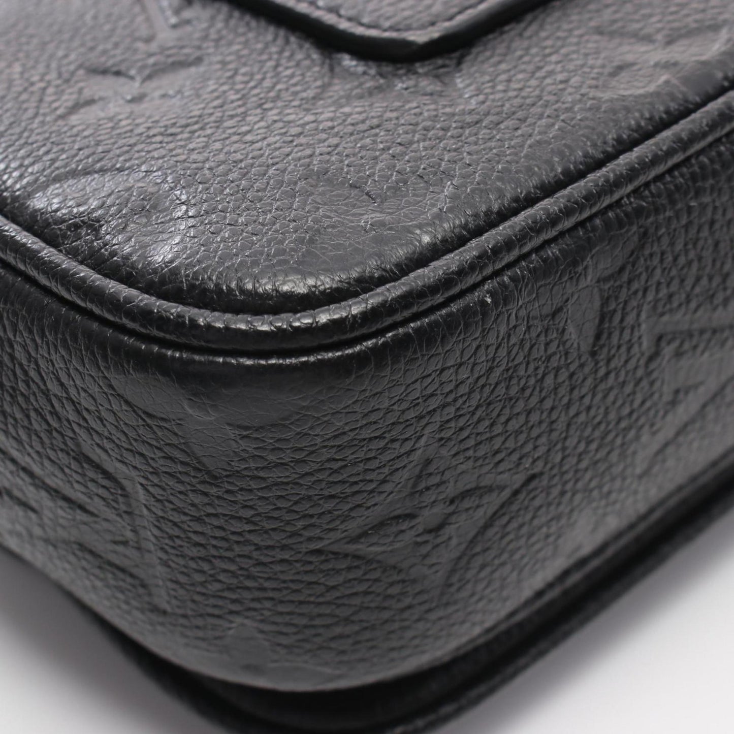 Louis Vuitton Empreinte Black Shoulder Bags