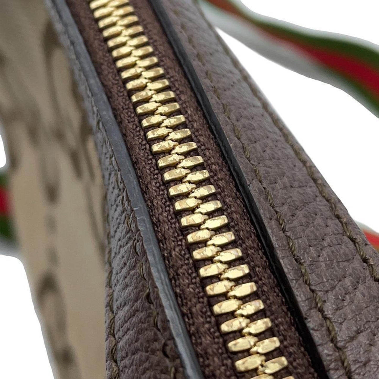 Gucci Canvas Brown Shoulder Bags
