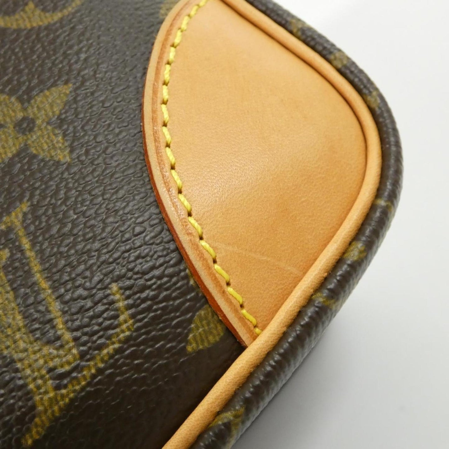 Louis Vuitton Coated Canvas Brown Shoulder Bags