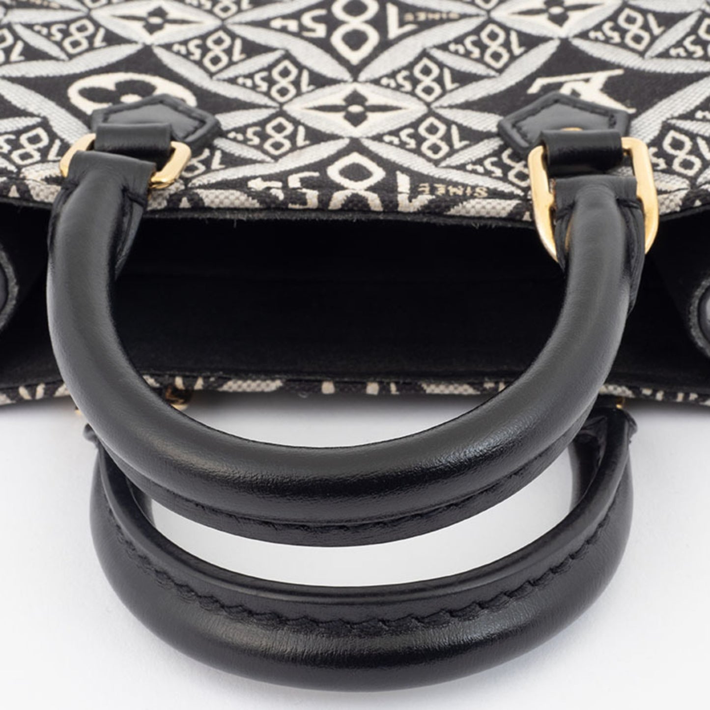 Louis Vuitton Monogram Canvas Black Shoulder Bags
