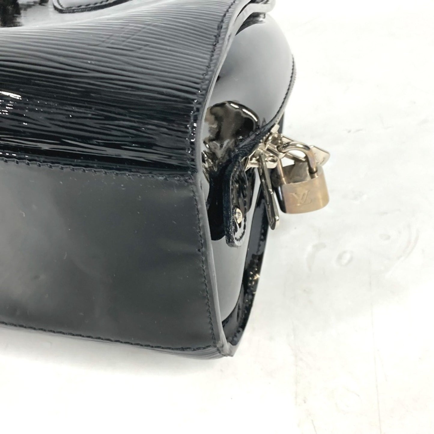 Louis Vuitton Epi Black Handbags