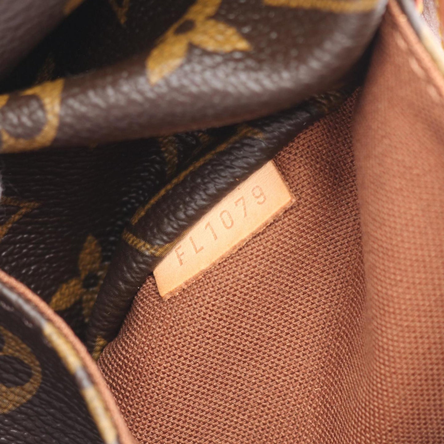 Louis Vuitton Monogram Canvas Brown Tote Bags
