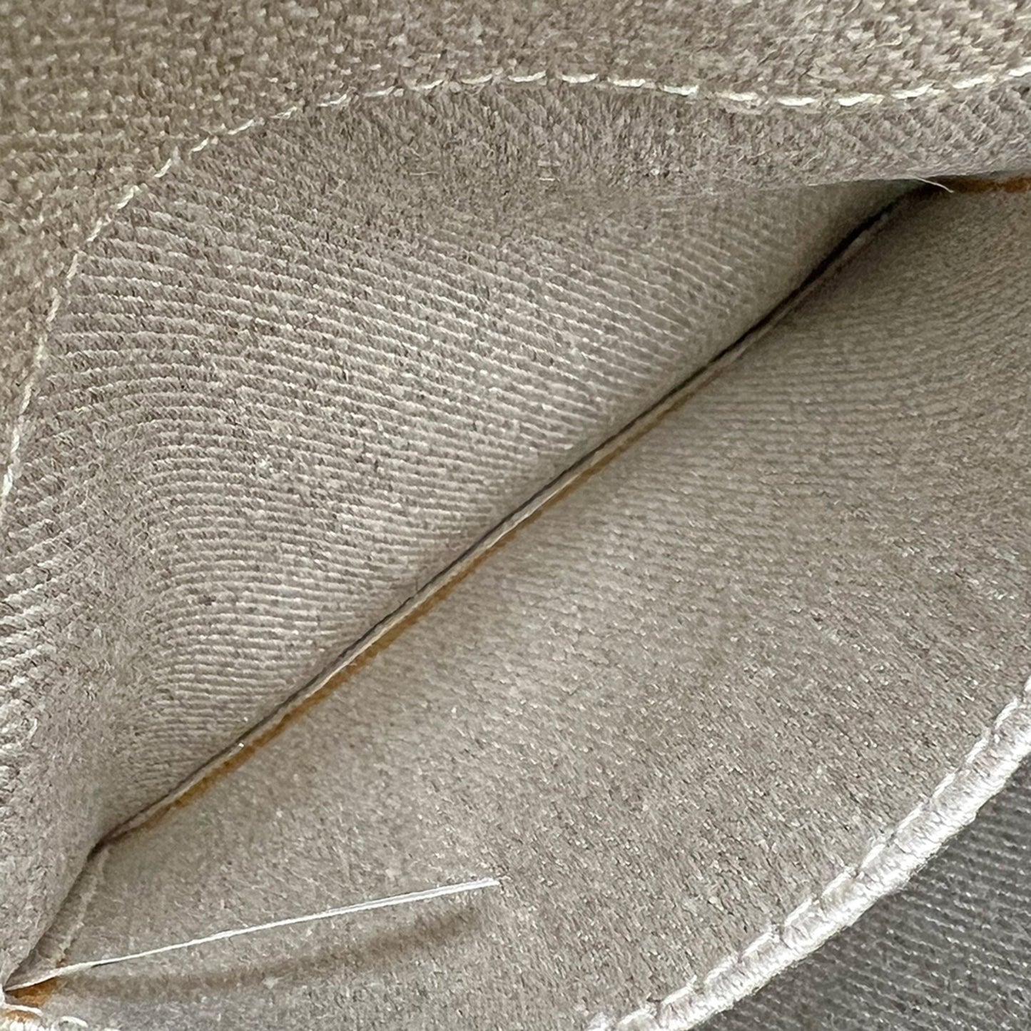 Chloé Canvas Gray Shoulder Bags