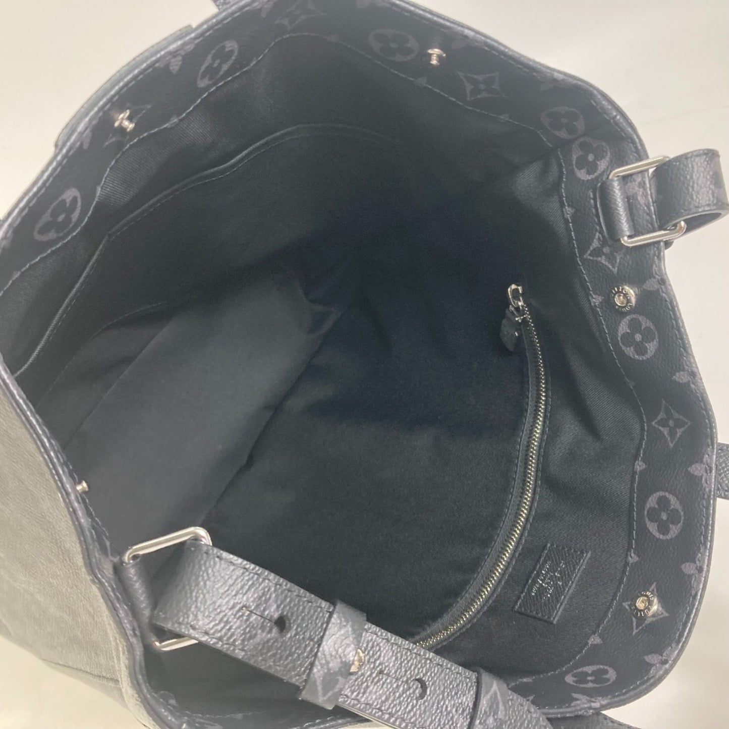 Louis Vuitton Others Black Tote Bags