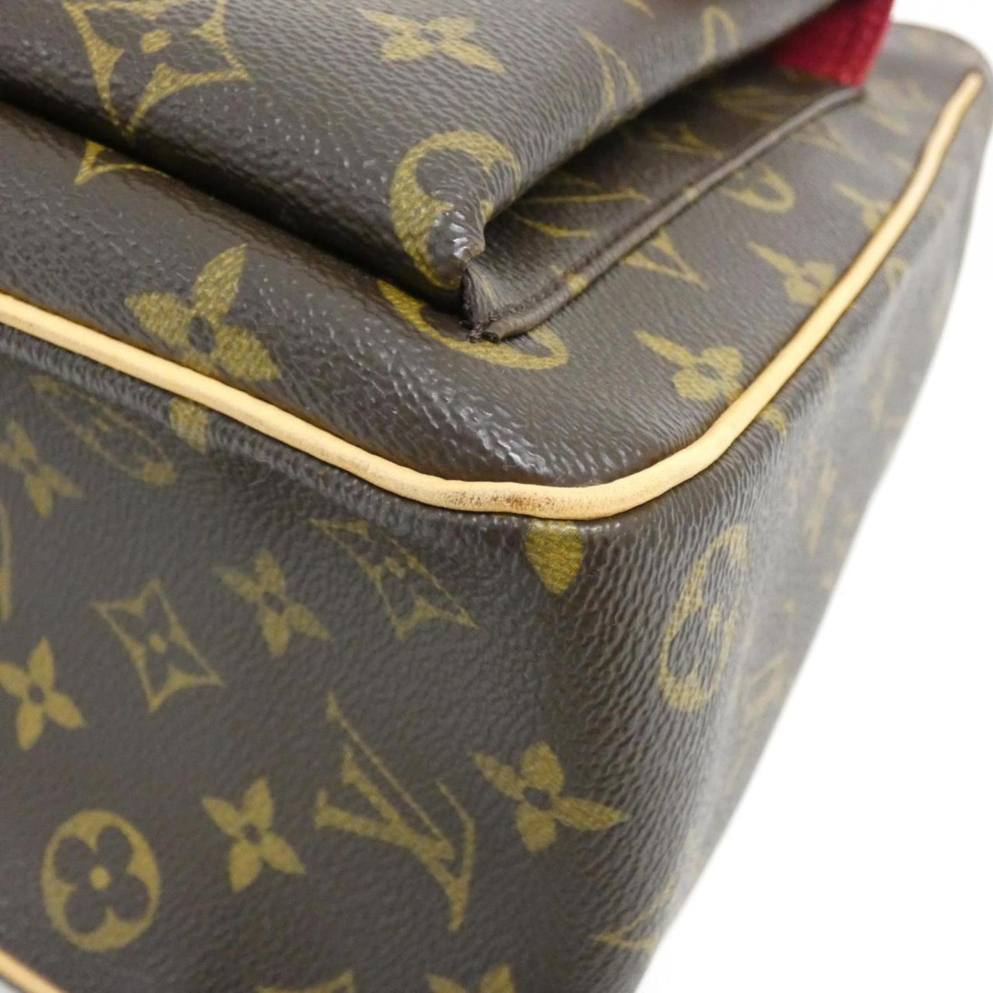 Louis Vuitton Coated Canvas Brown Handbags