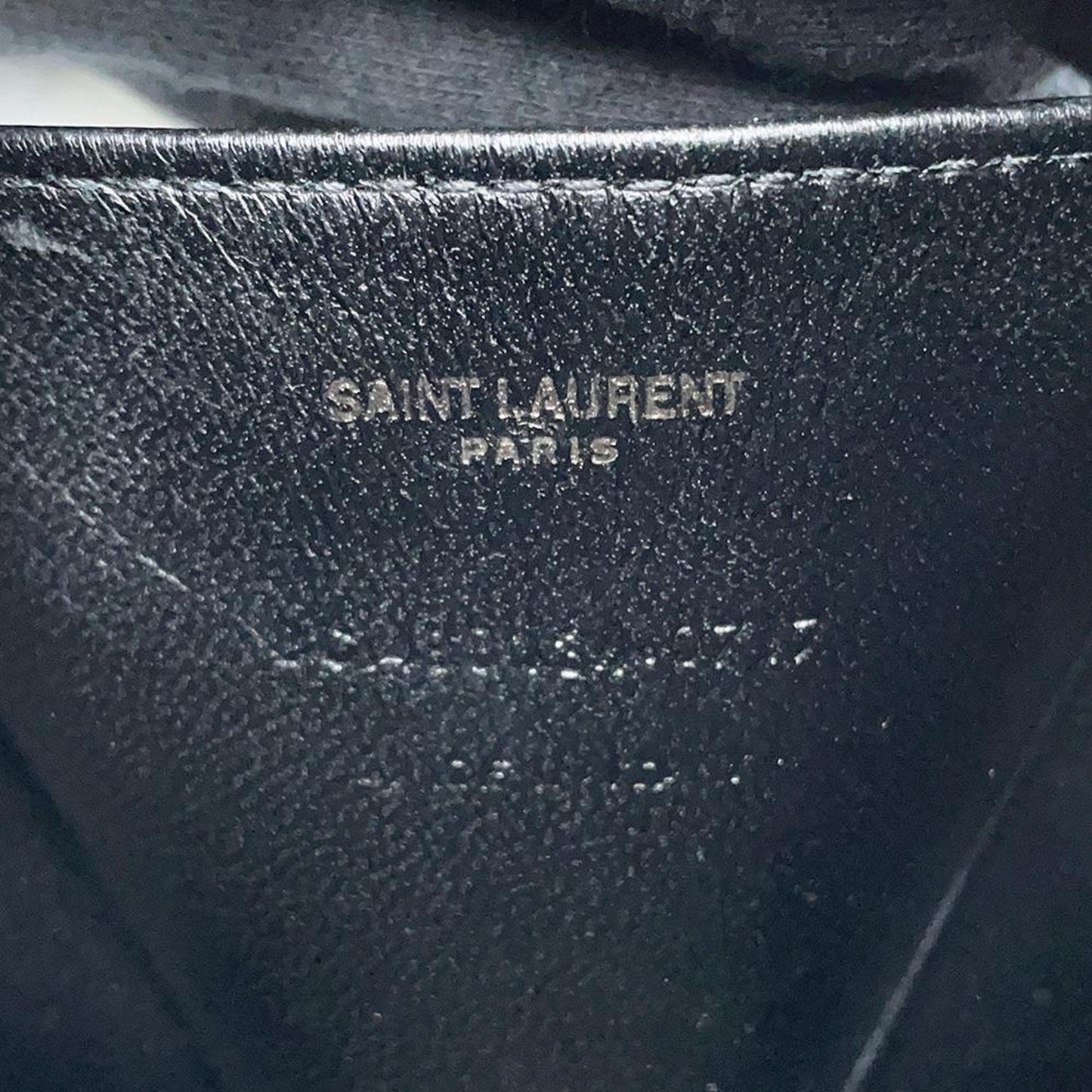 Saint Laurent Patent Black Shoulder Bags