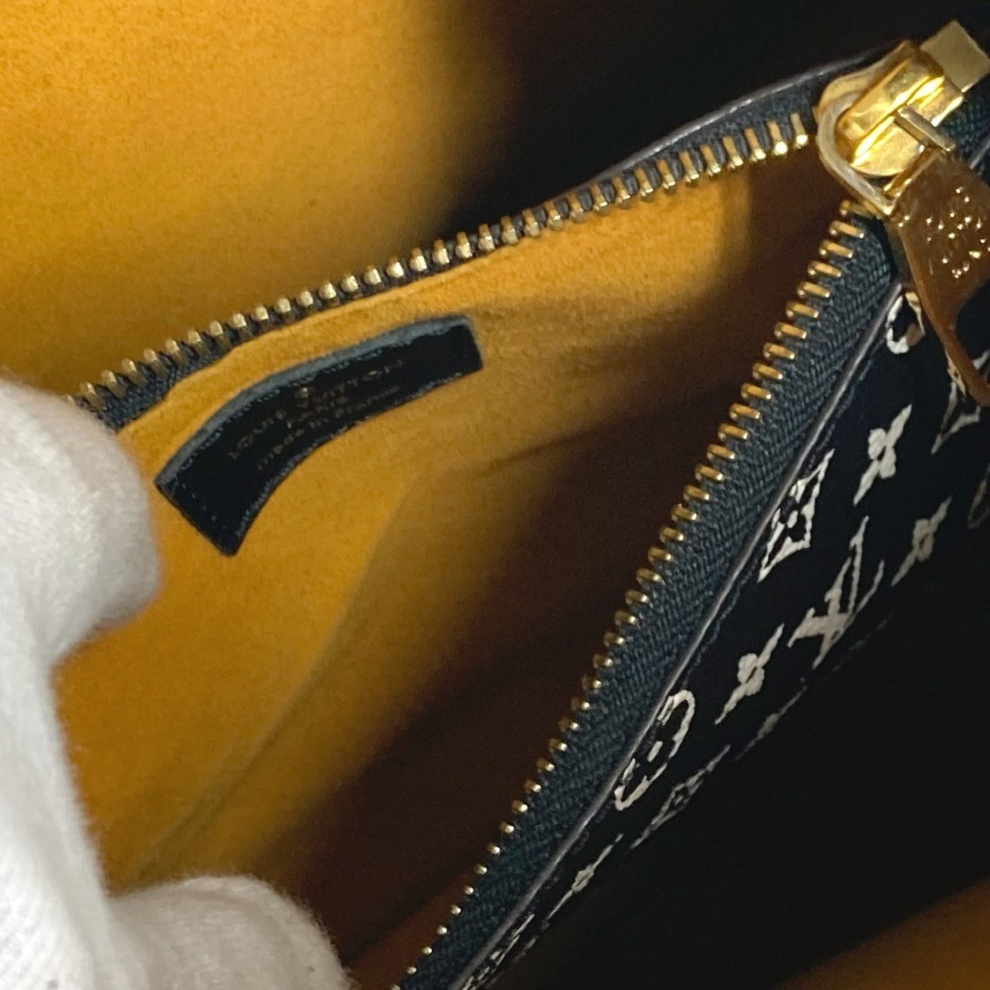 Louis Vuitton Monogram Canvas Brown Shoulder Bags