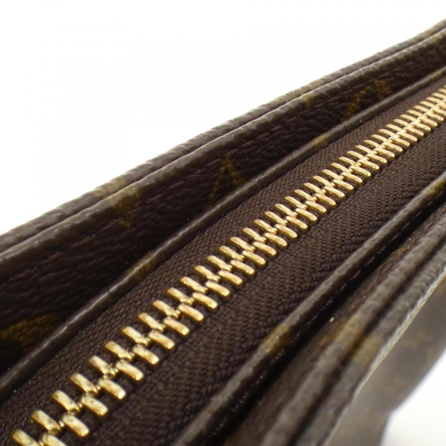 Louis Vuitton Coated Canvas Brown Shoulder Bags