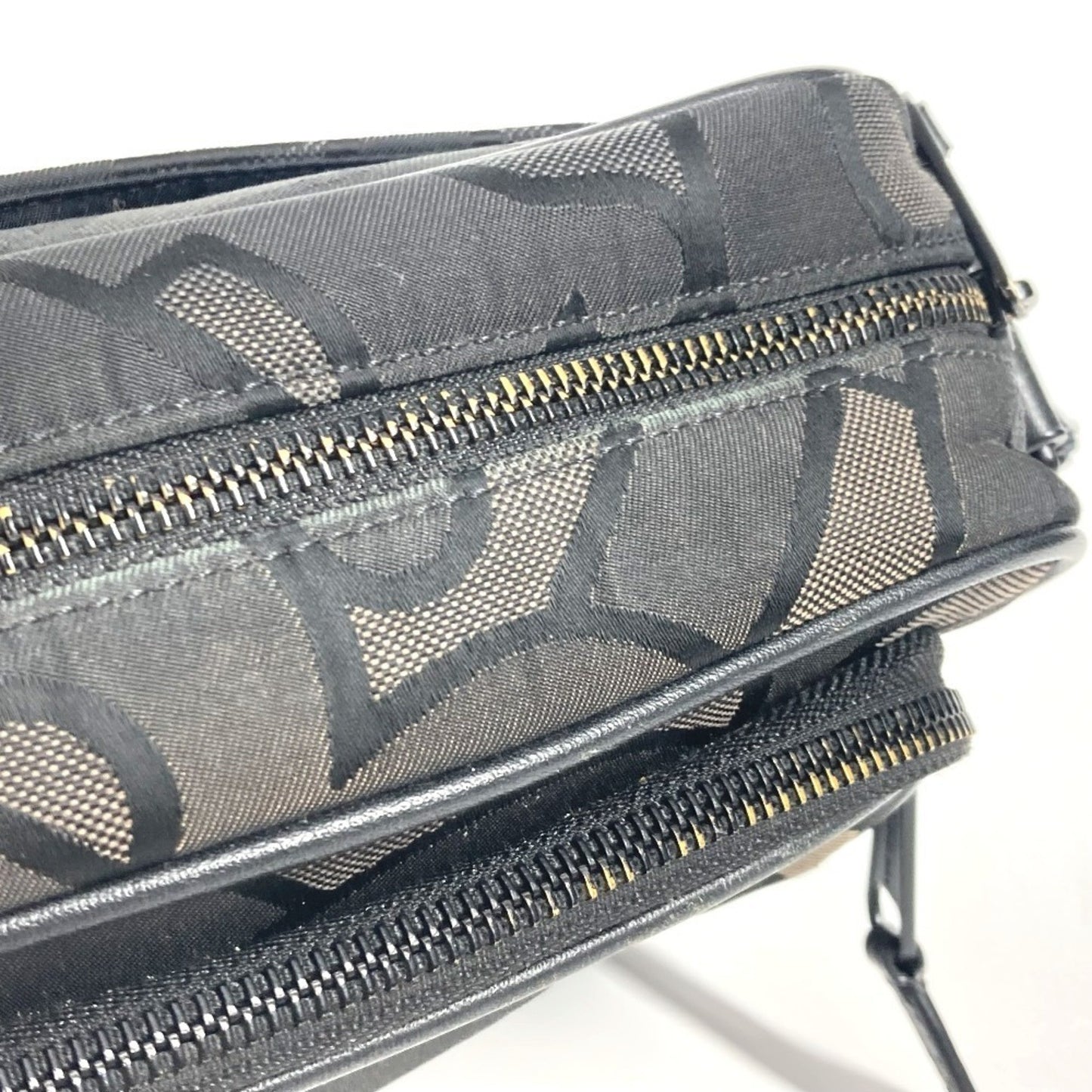 Burberry Nylon Black Shoulder Bags
