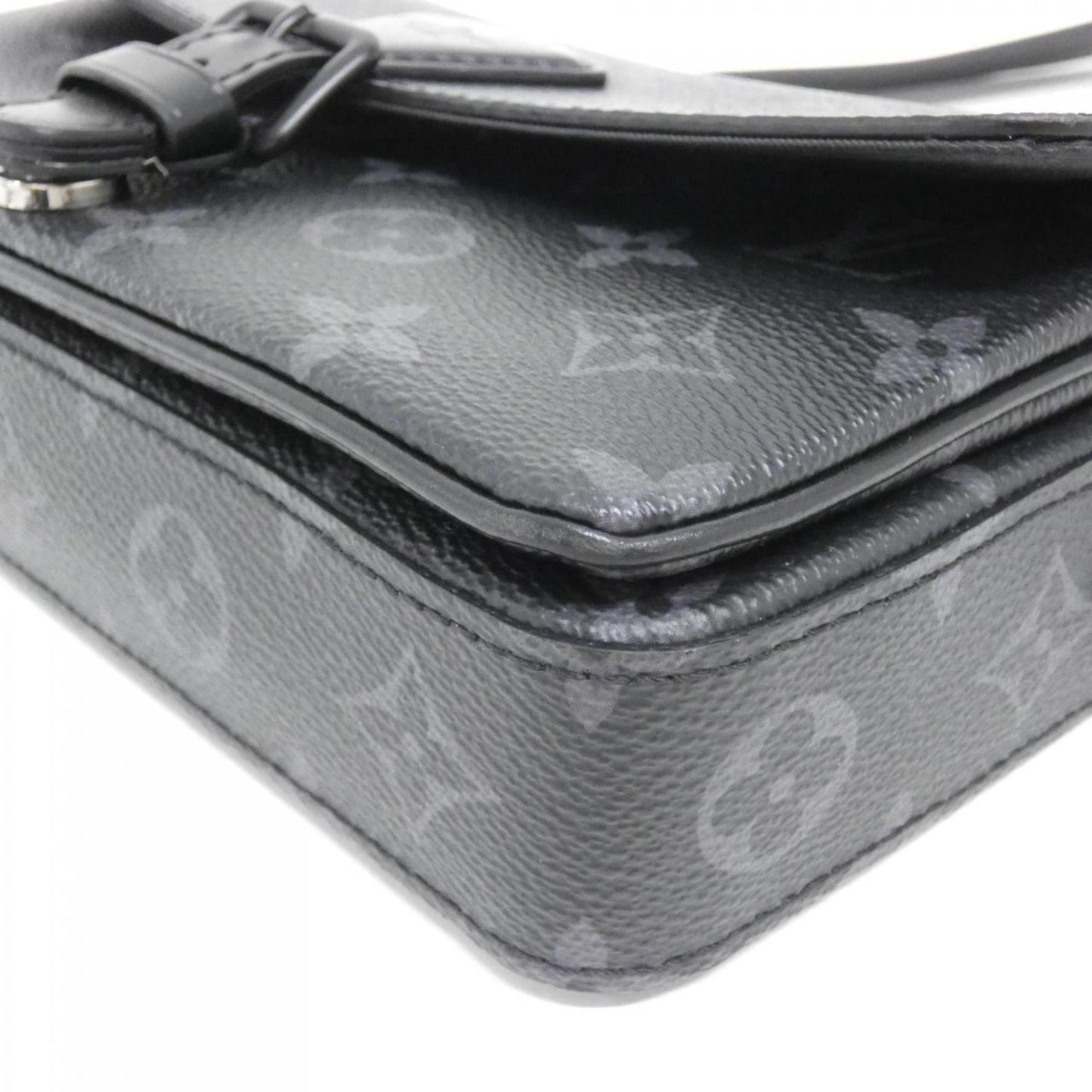 Louis Vuitton Coated Canvas Black Shoulder Bags